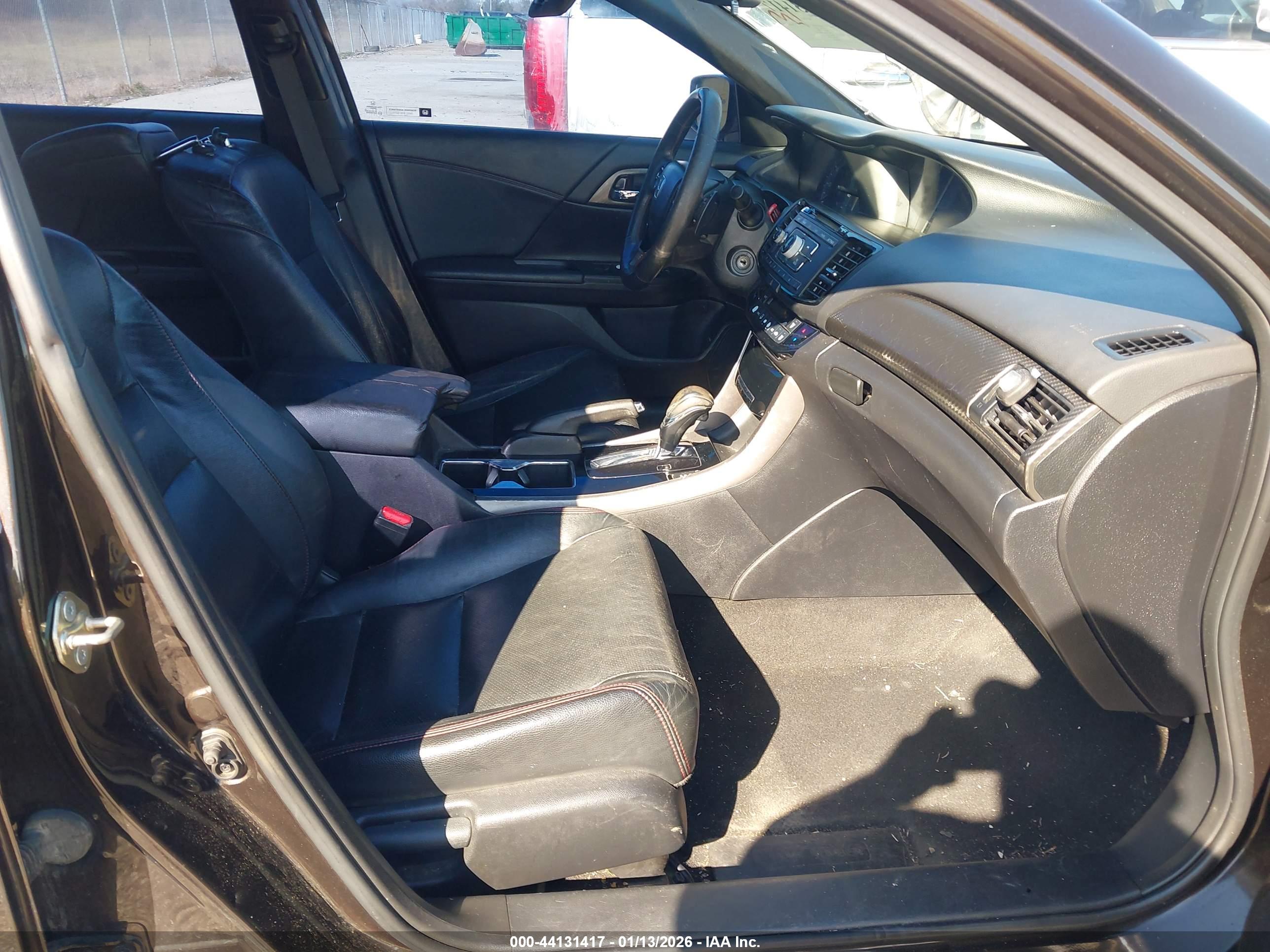 HONDA ACCORD image 5