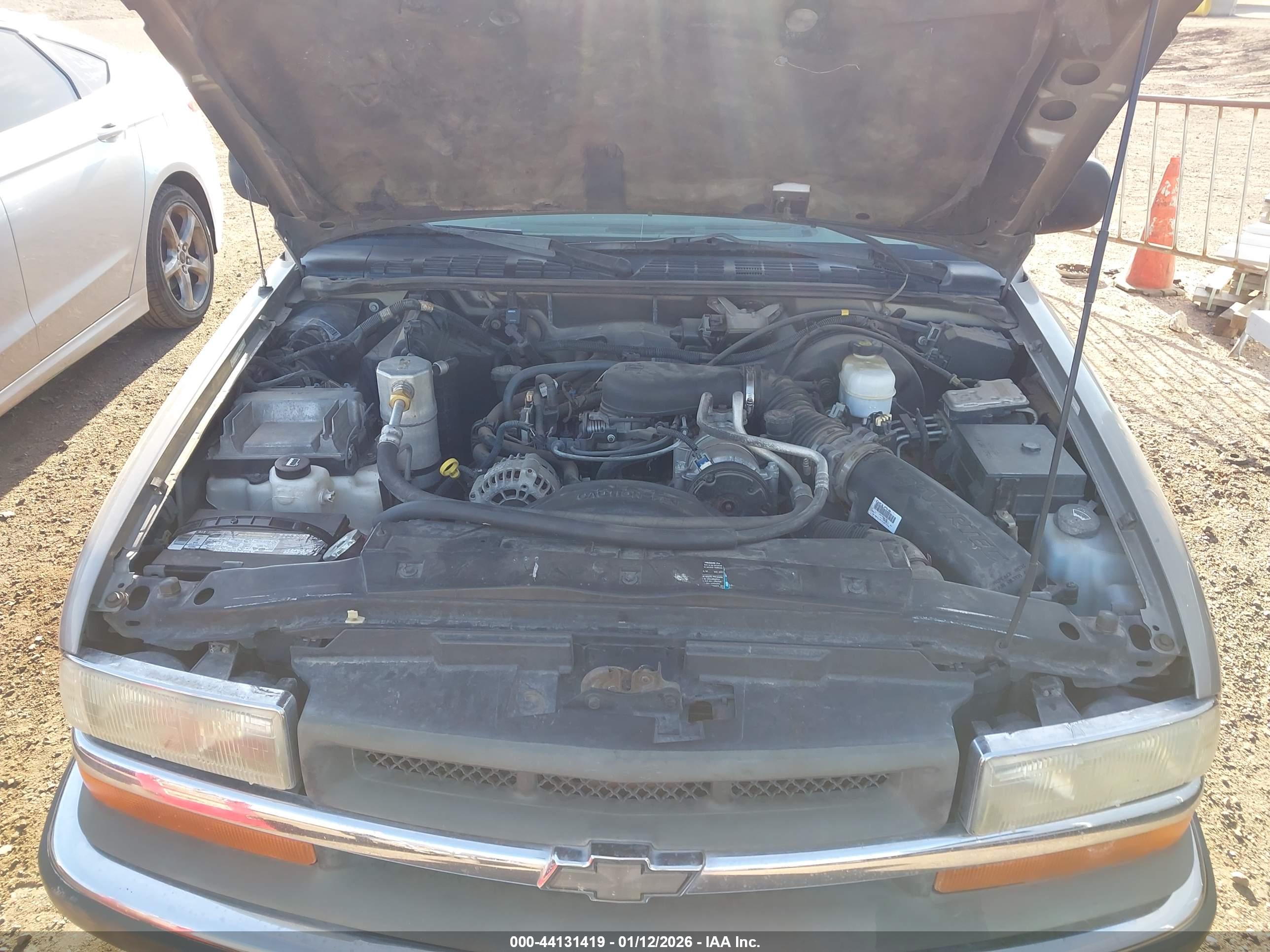 CHEVROLET S-10 image 10