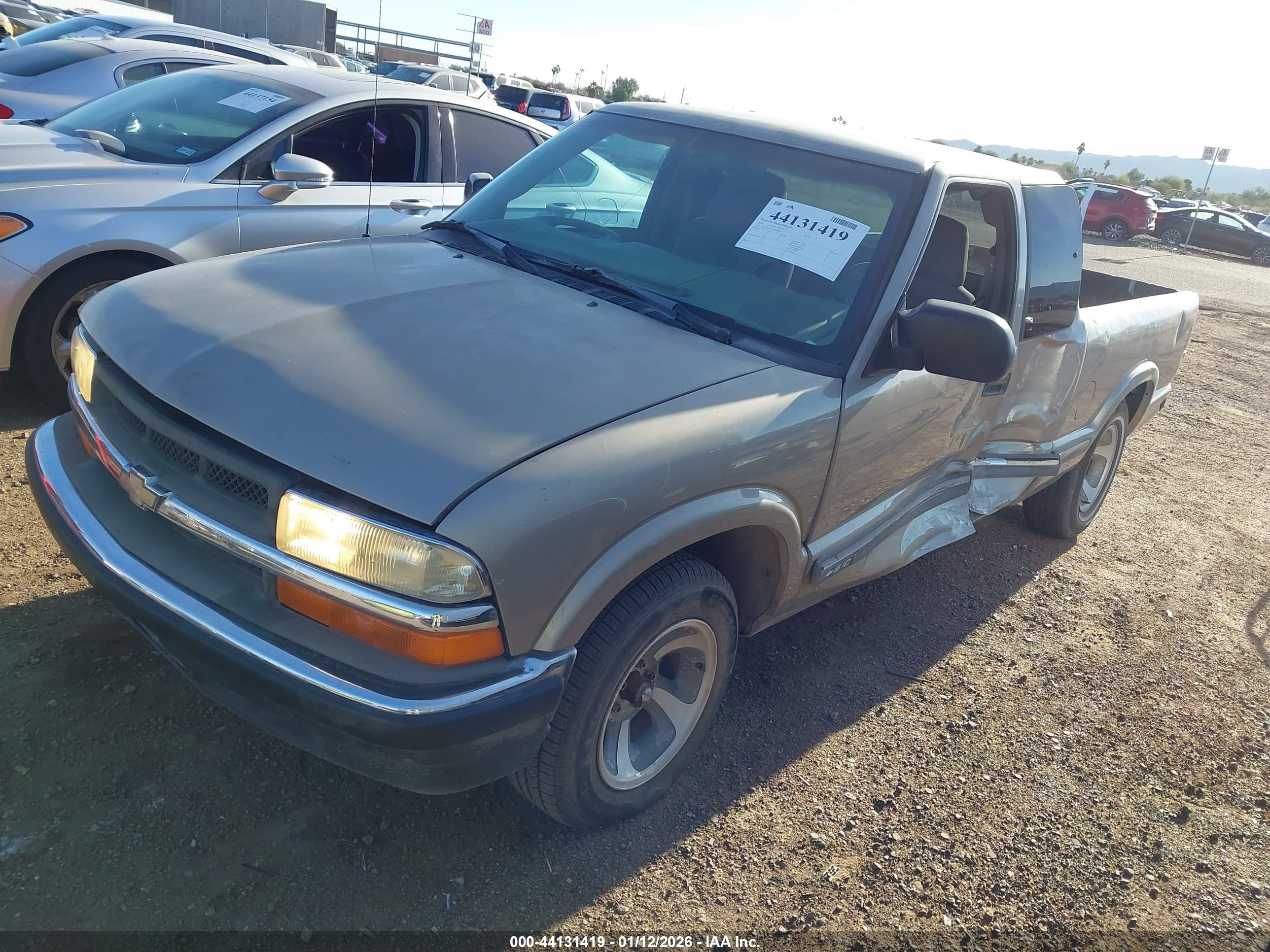CHEVROLET S-10 image 6