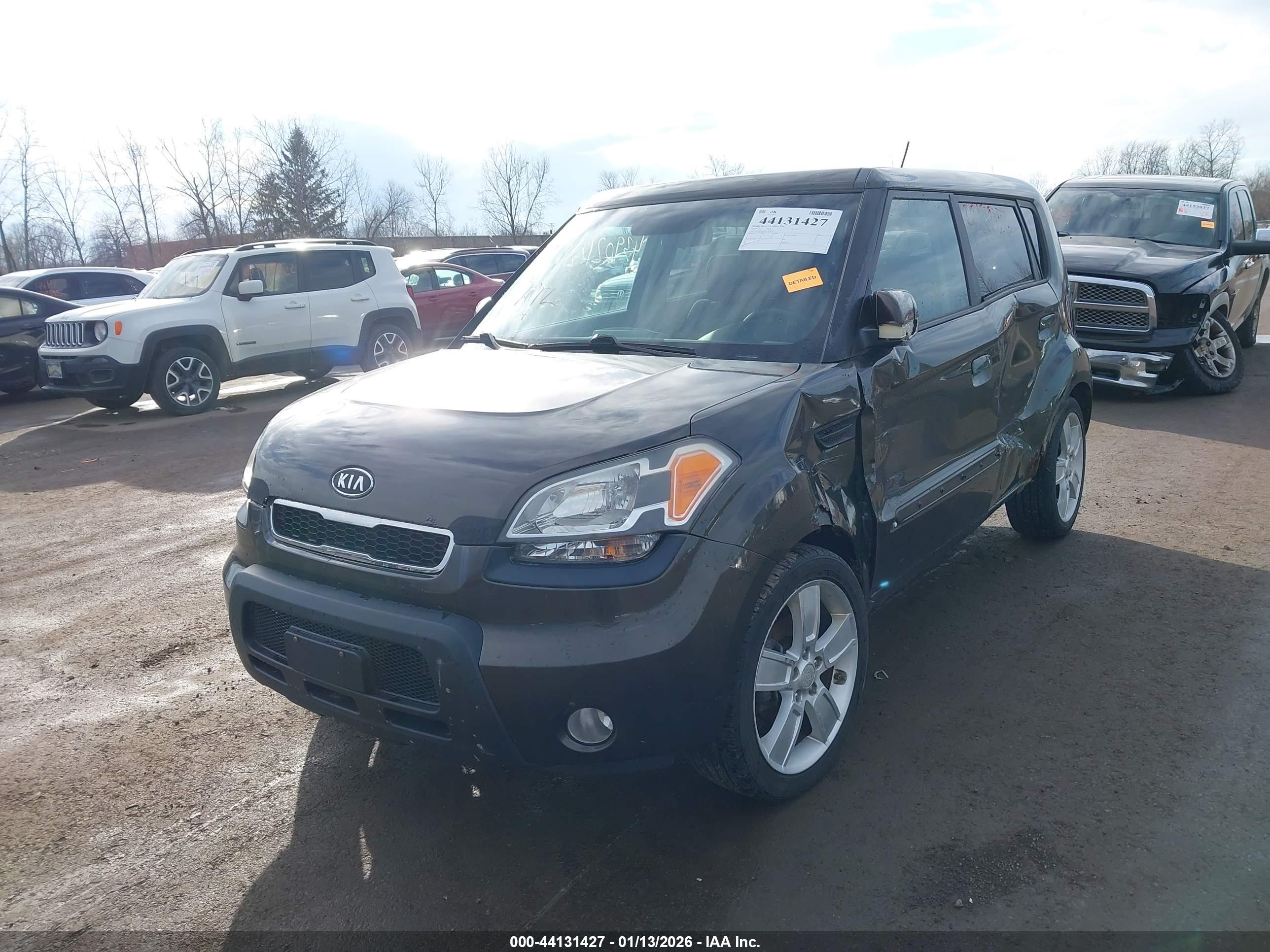KIA SOUL image 2