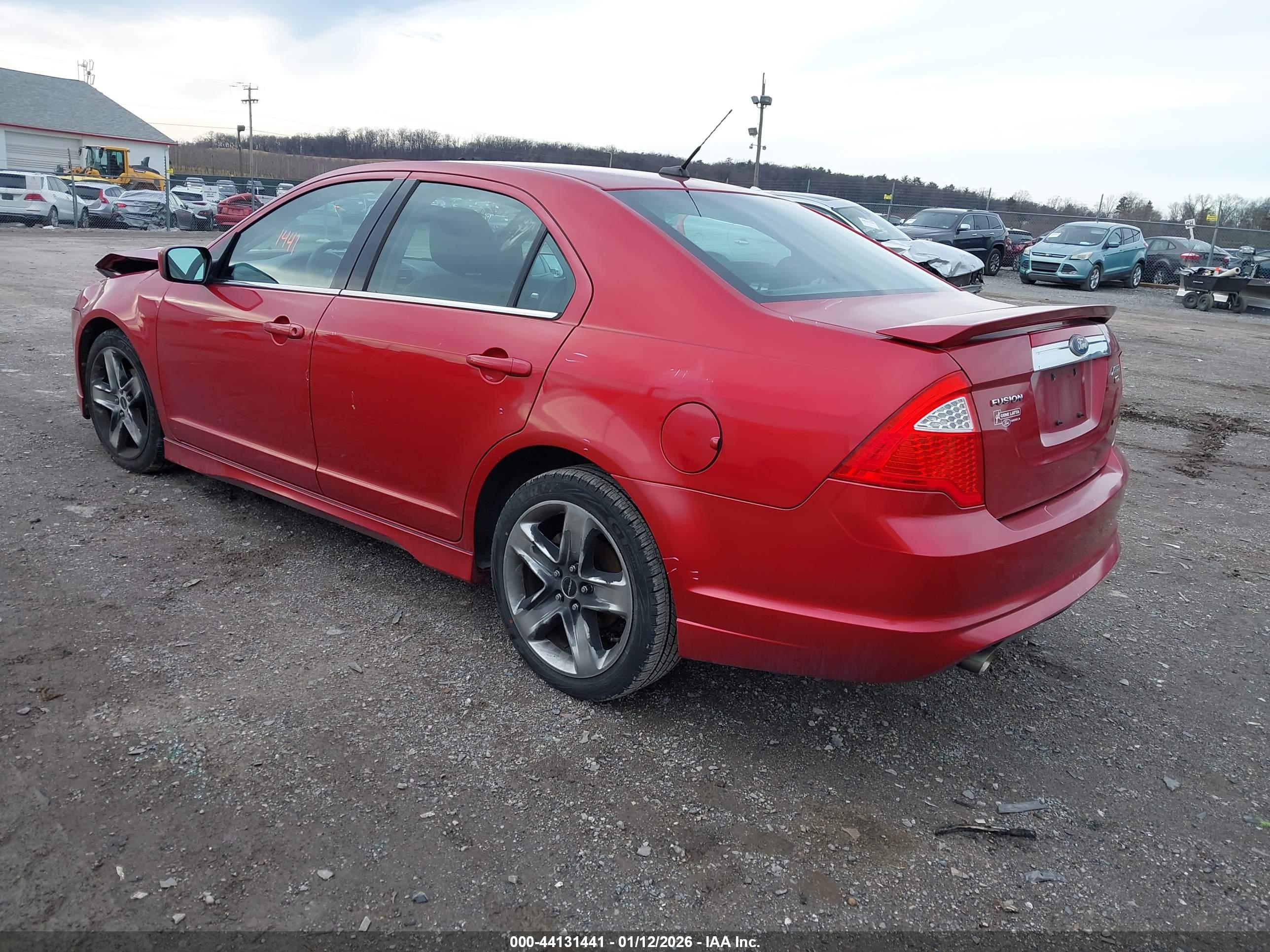 FORD FUSION image 3