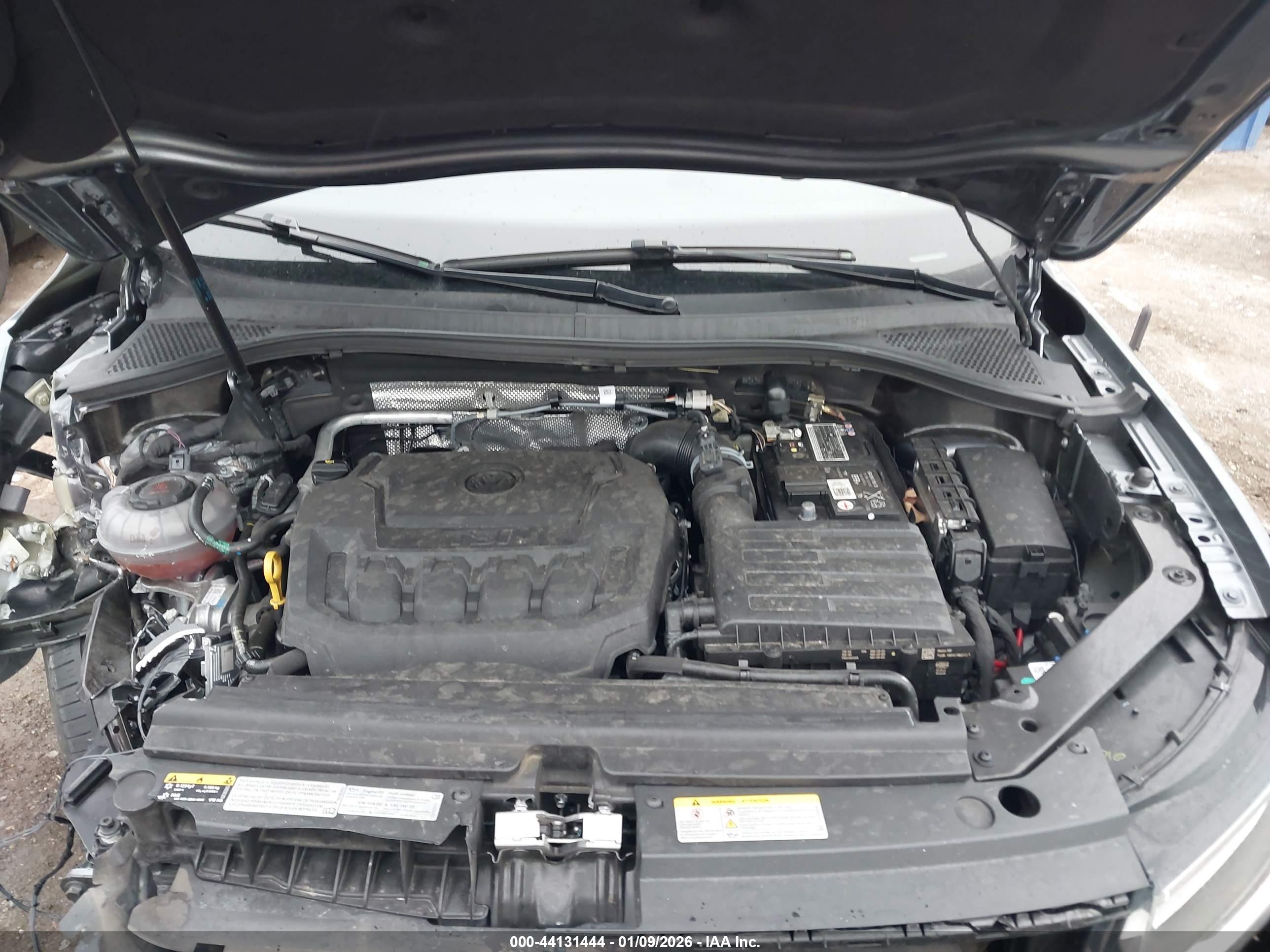 VOLKSWAGEN TIGUAN image 10