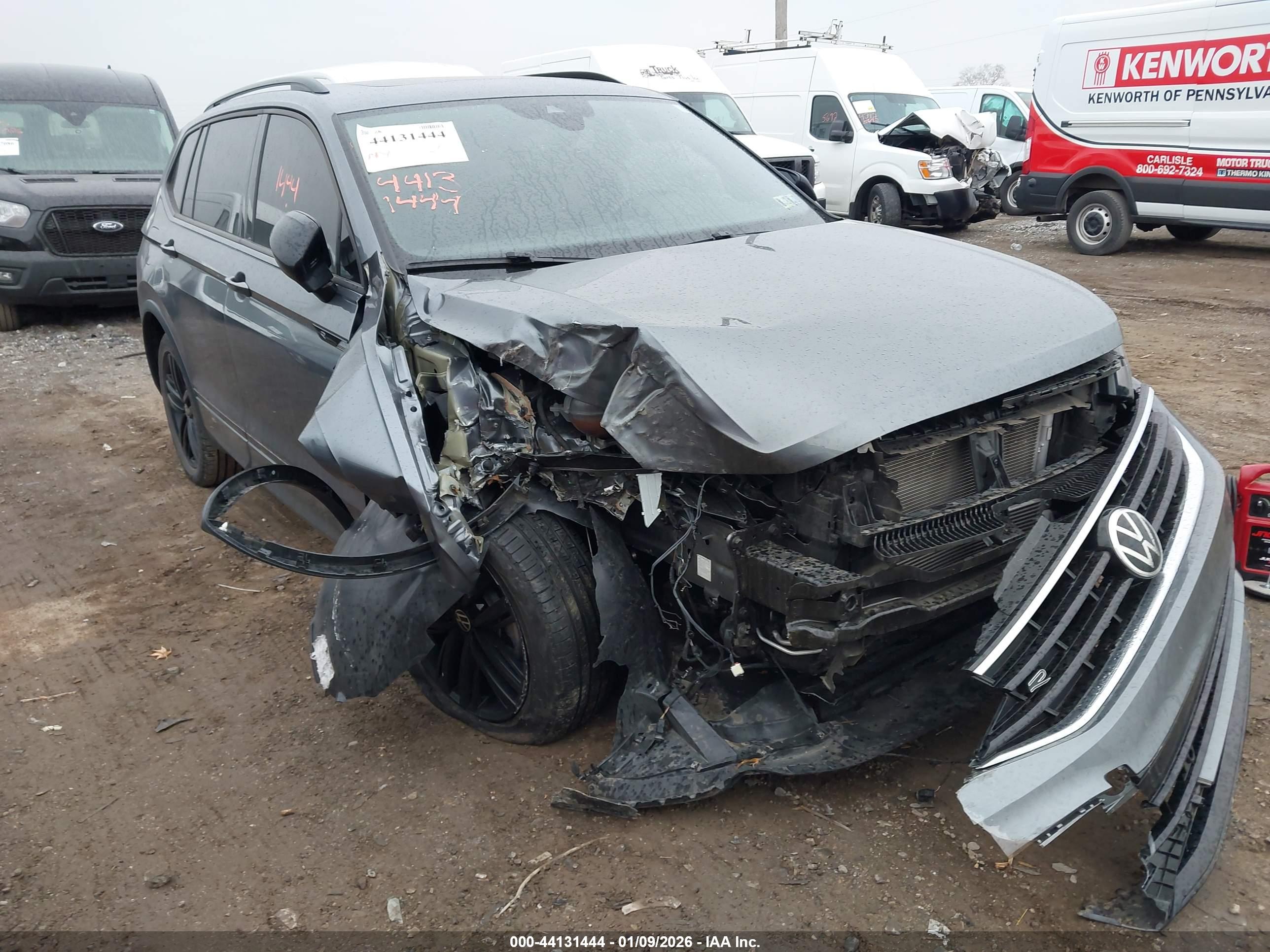 VOLKSWAGEN TIGUAN image 6