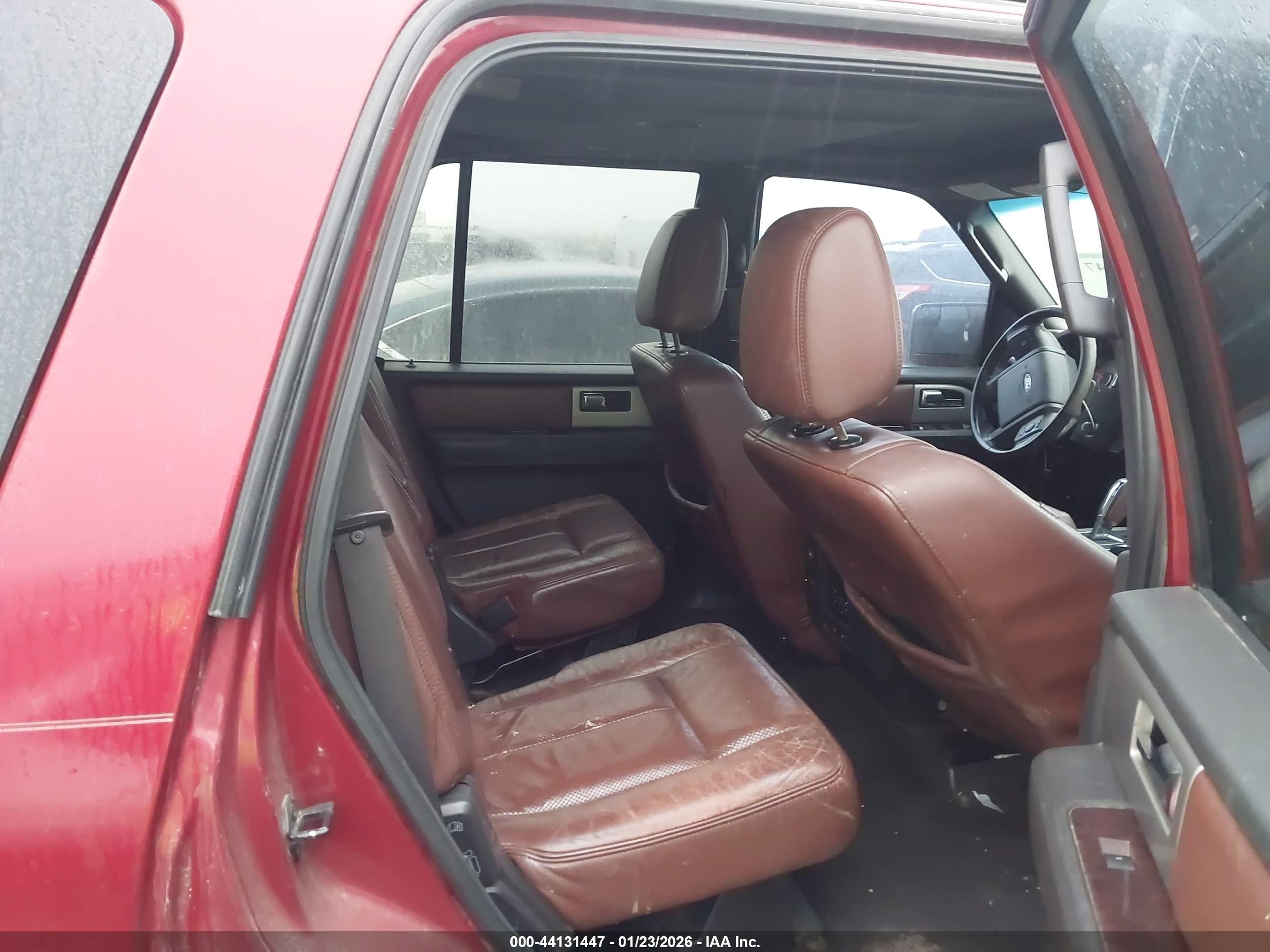 FORD EXPEDITION image 8