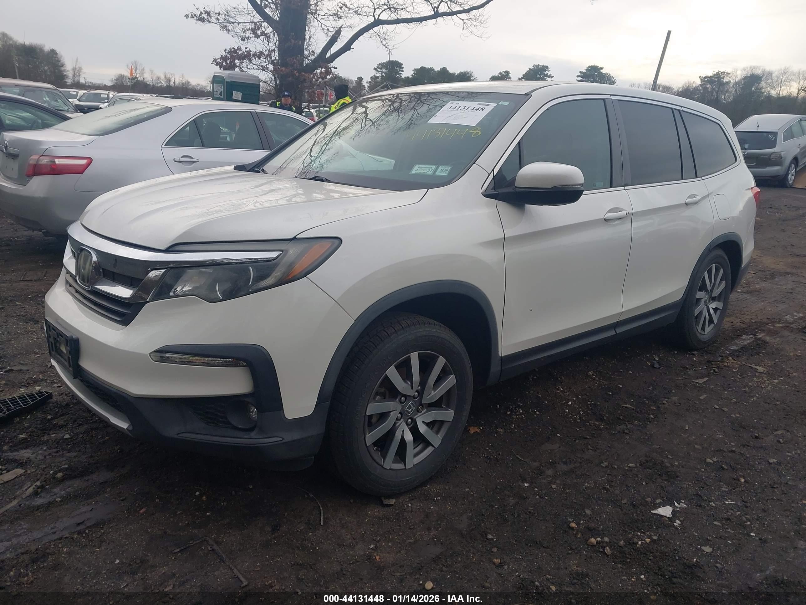 HONDA PILOT image 2