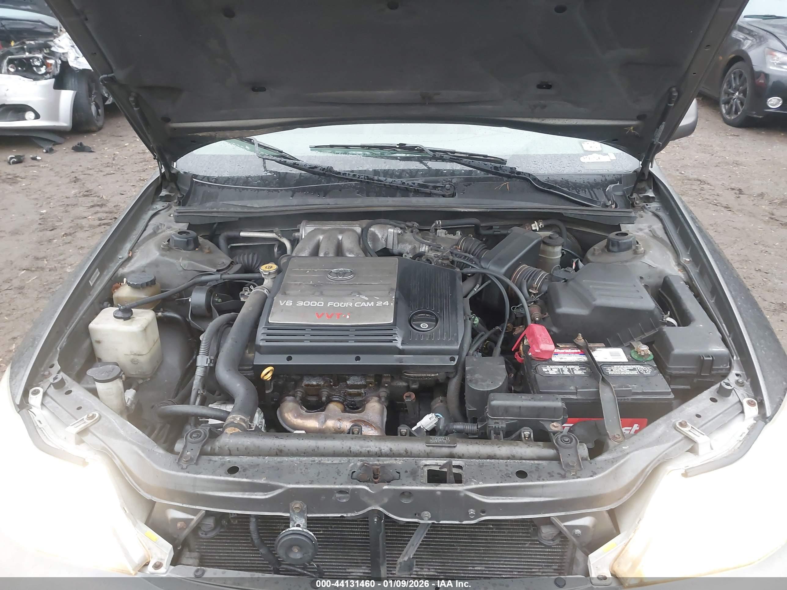 TOYOTA AVALON image 10