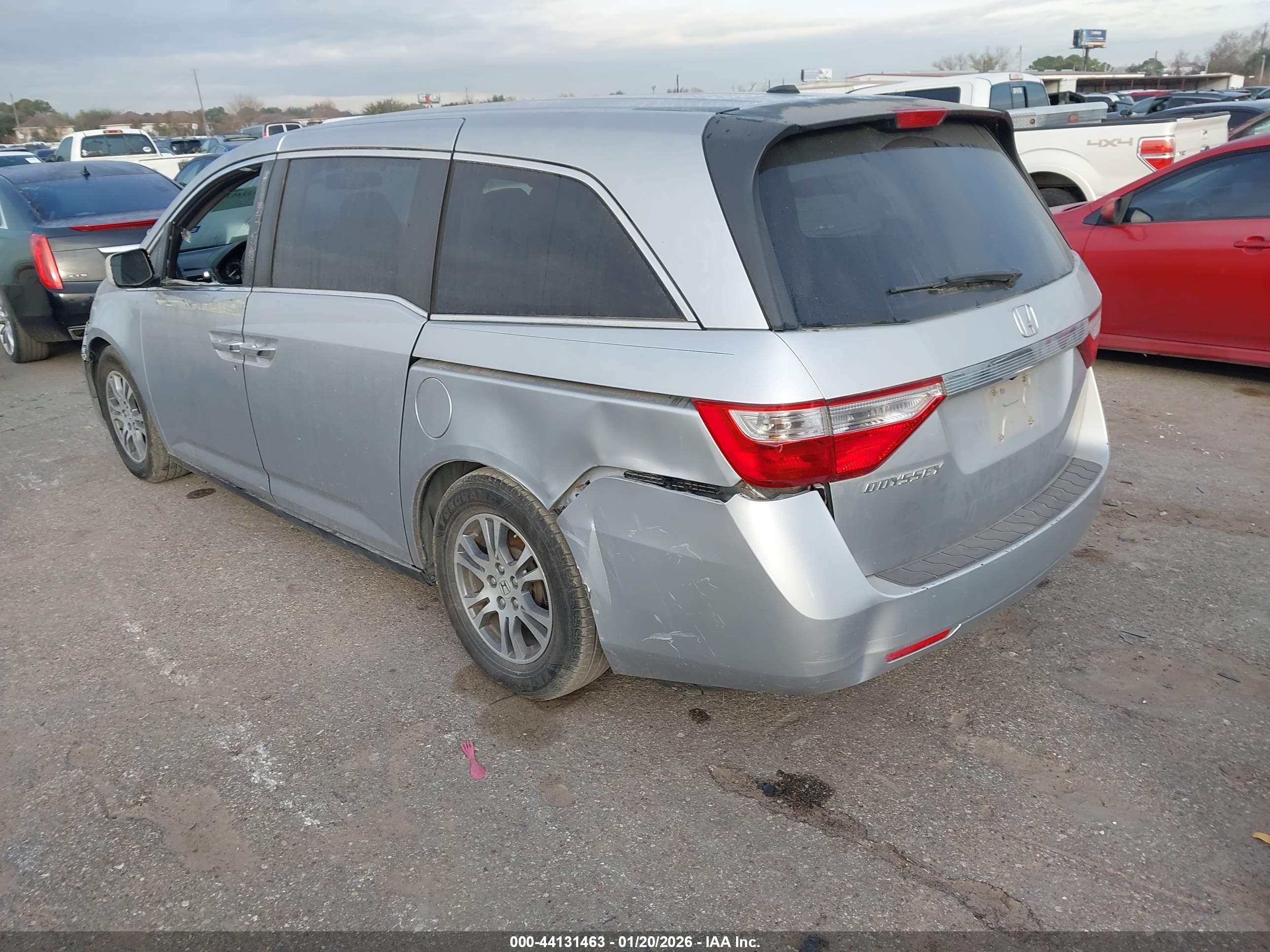 HONDA ODYSSEY image 3
