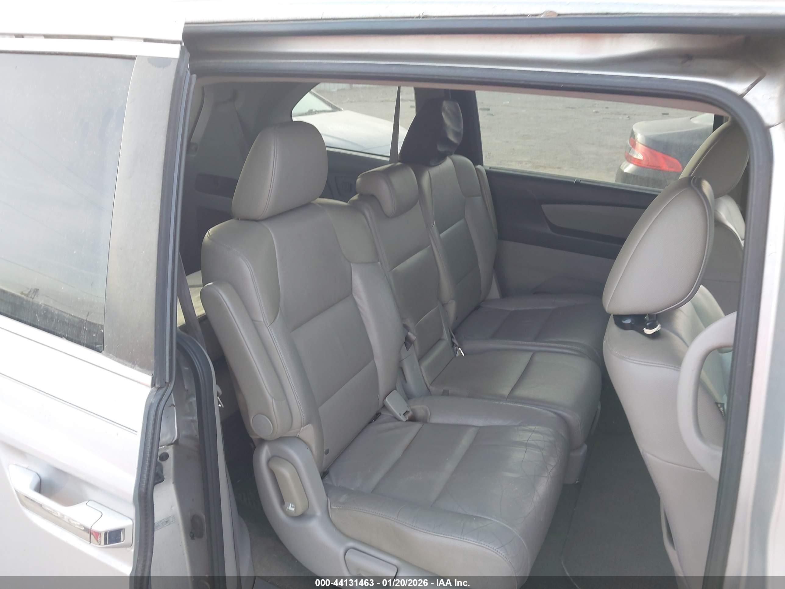 HONDA ODYSSEY image 8