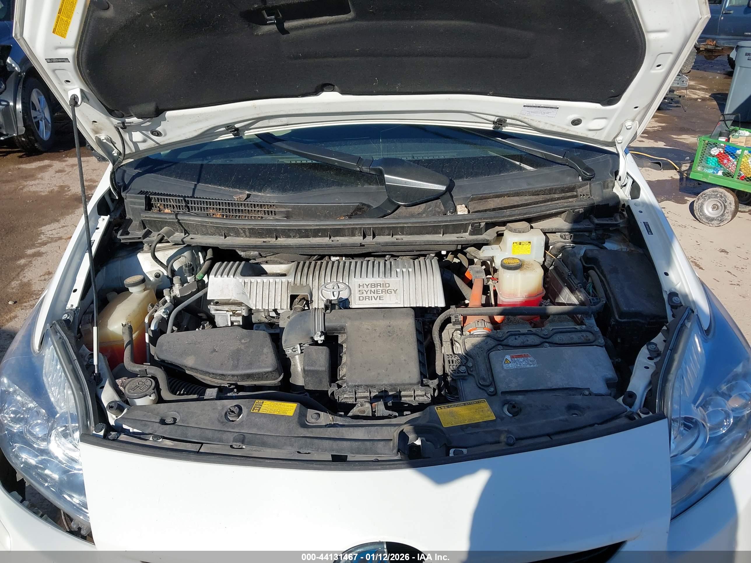 TOYOTA PRIUS image 10