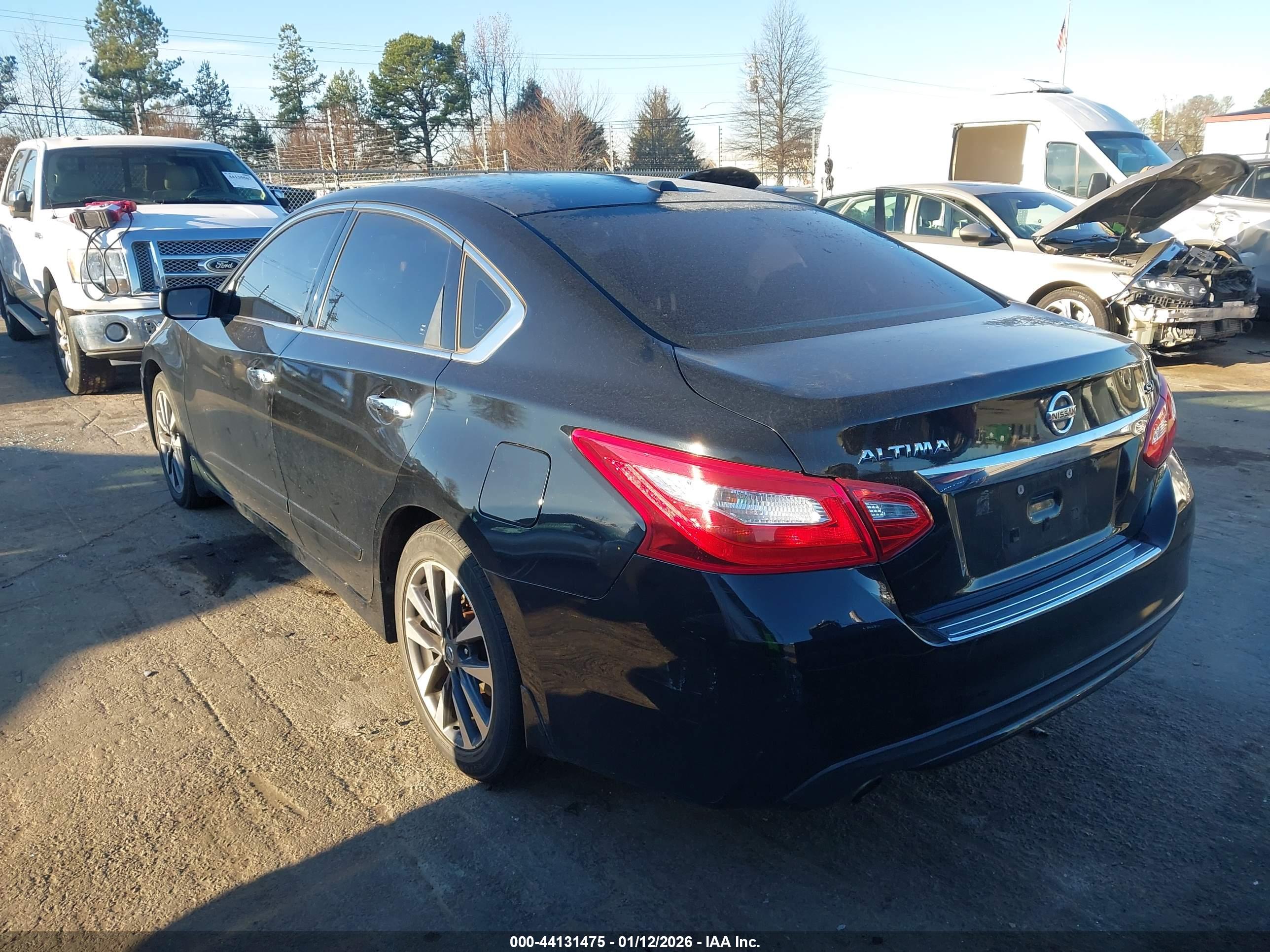 NISSAN ALTIMA image 3