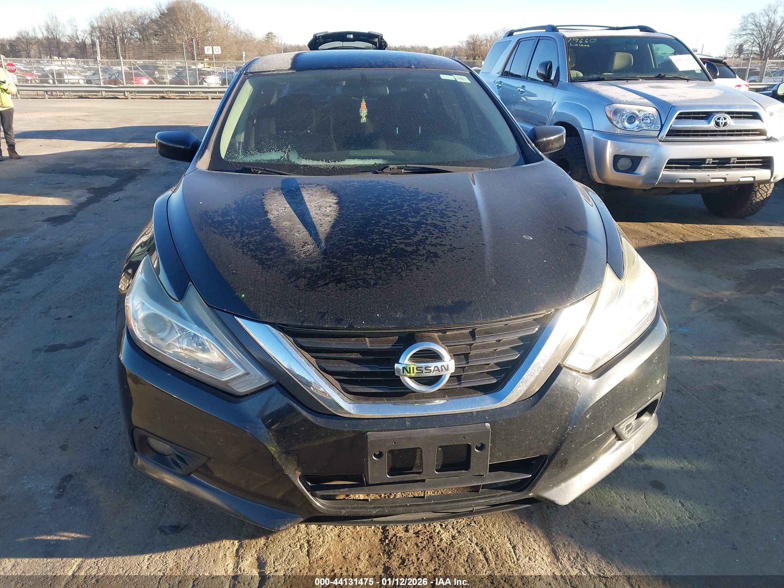 NISSAN ALTIMA image 6