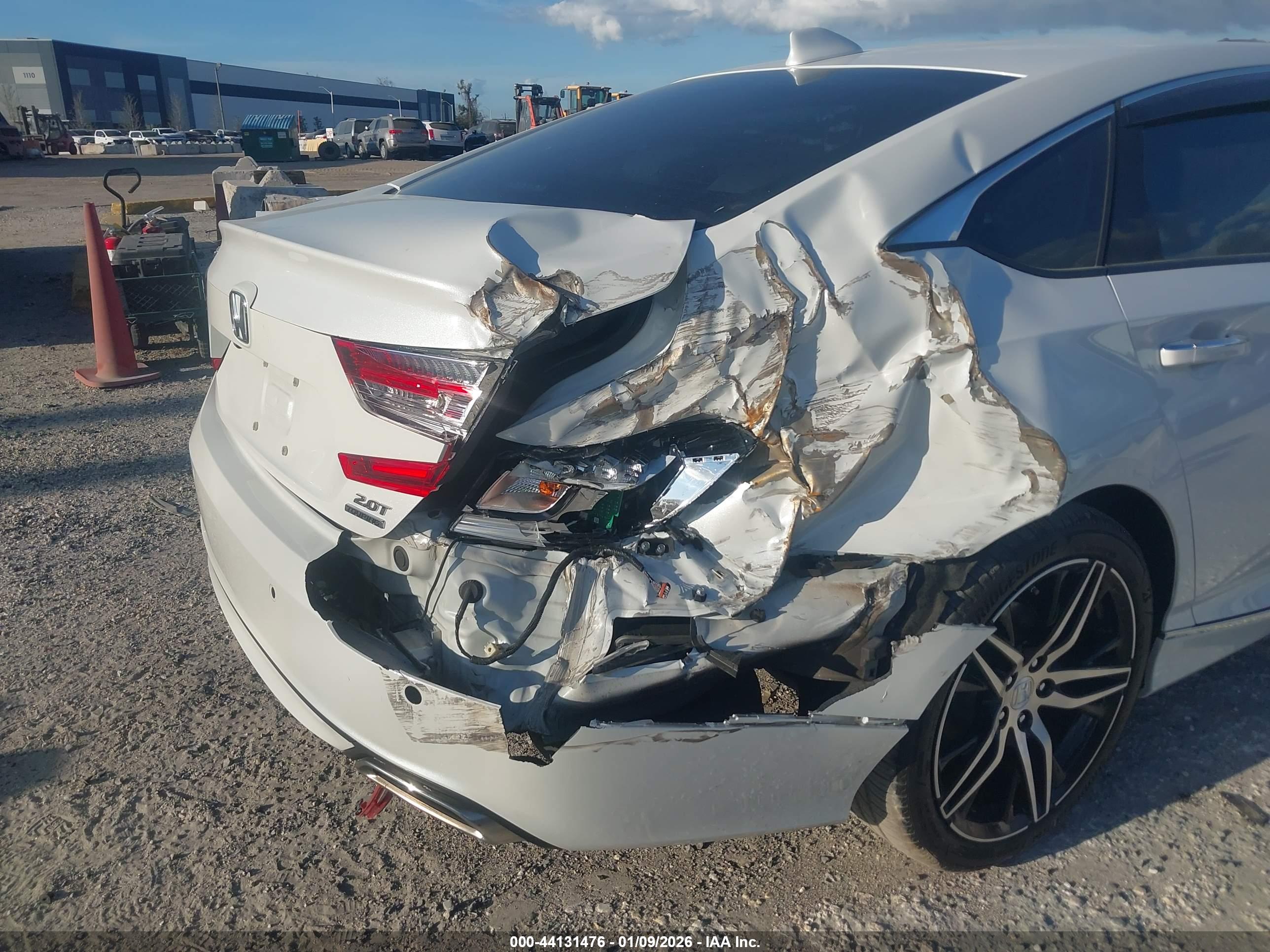 HONDA ACCORD image 6