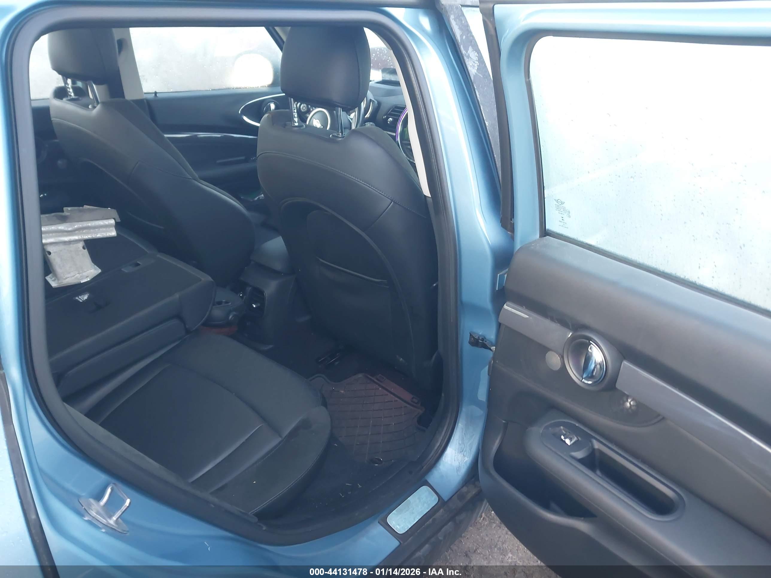 MINI CLUBMAN image 8
