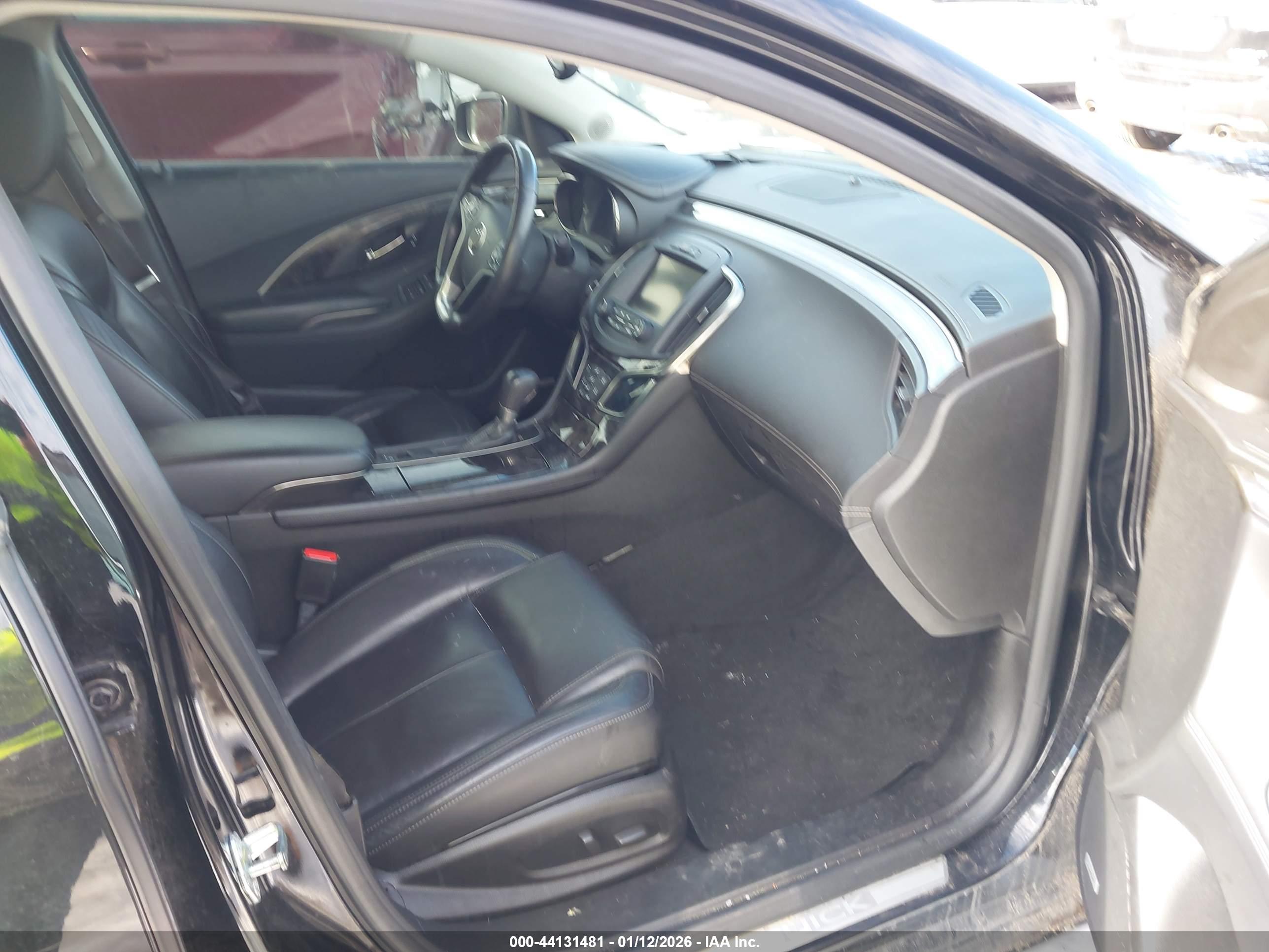 BUICK LACROSSE image 5