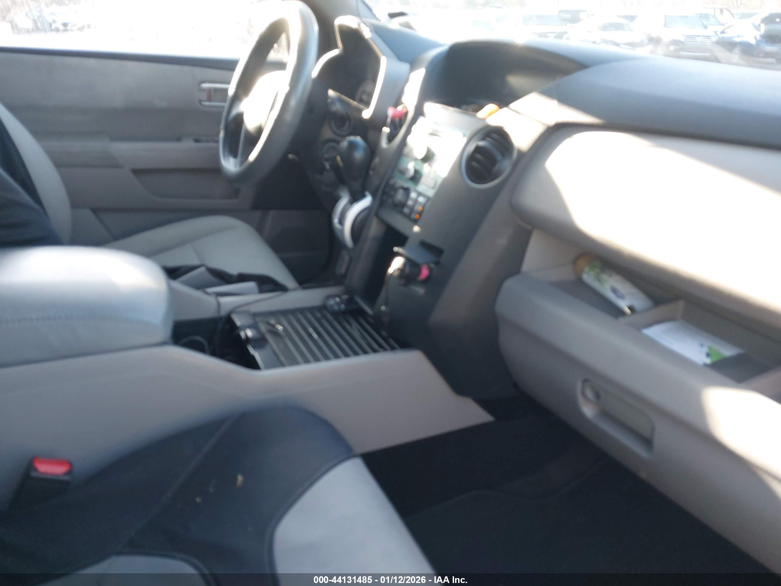 HONDA PILOT image 5