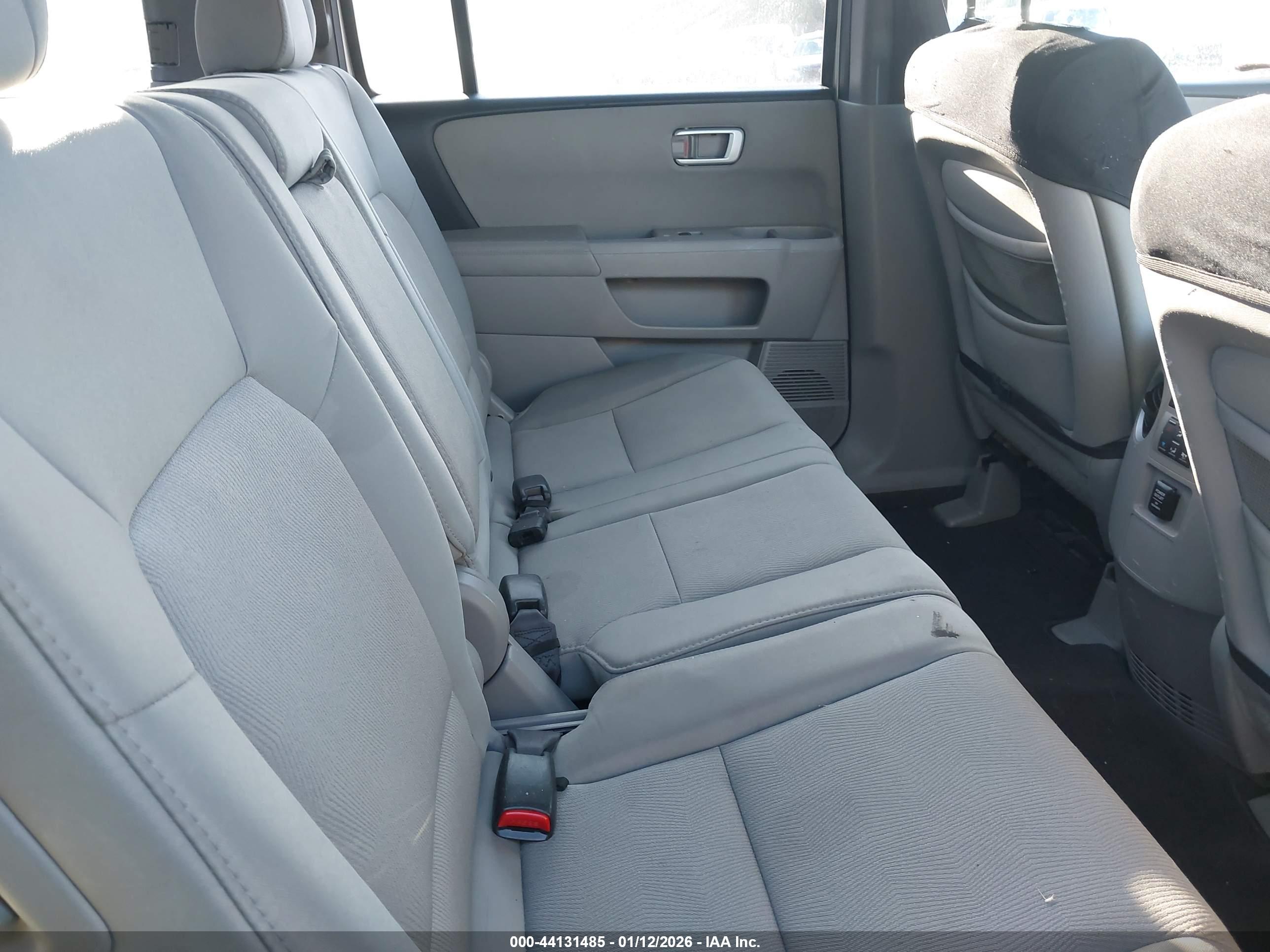 HONDA PILOT image 8