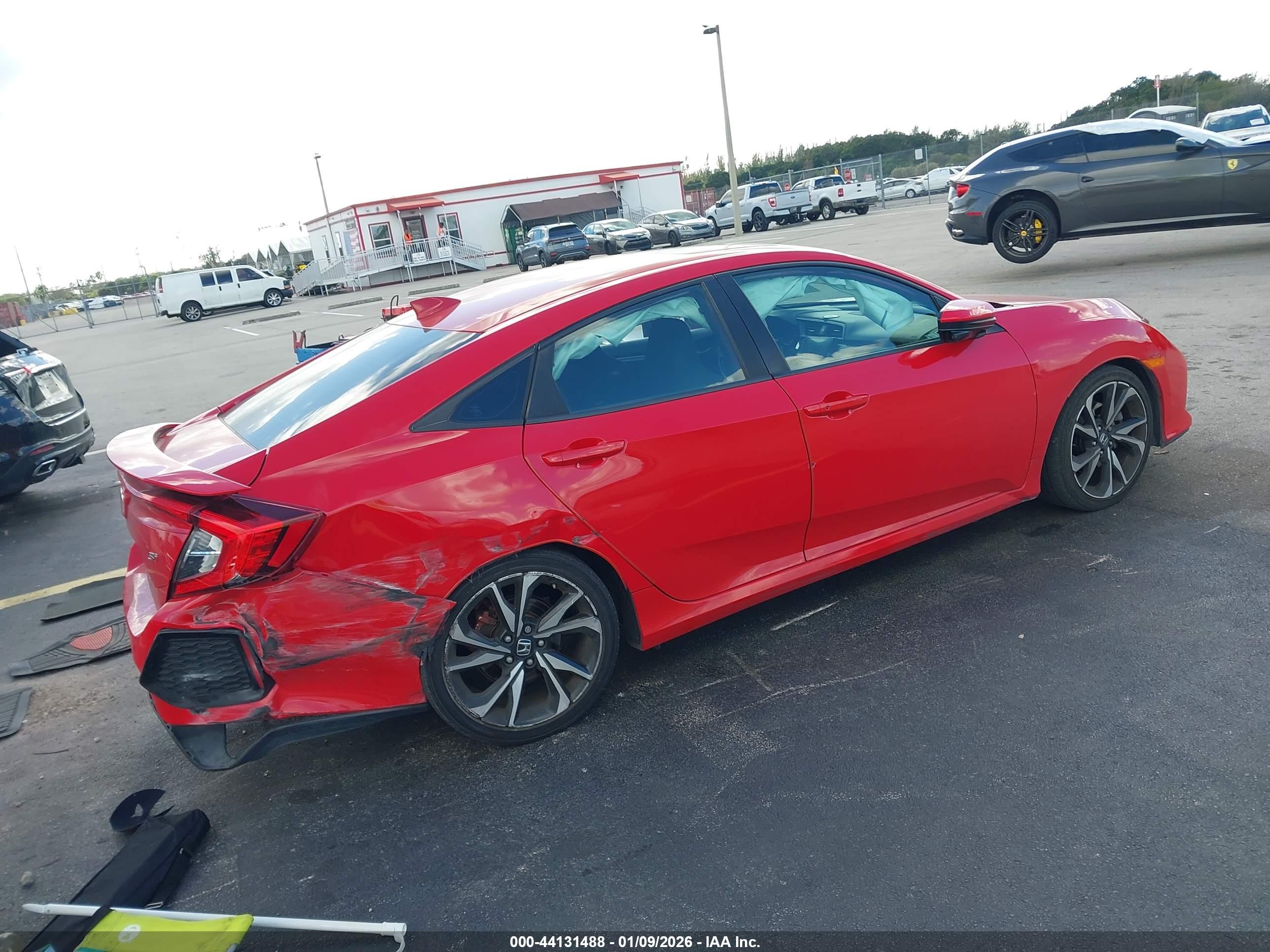 HONDA CIVIC image 4