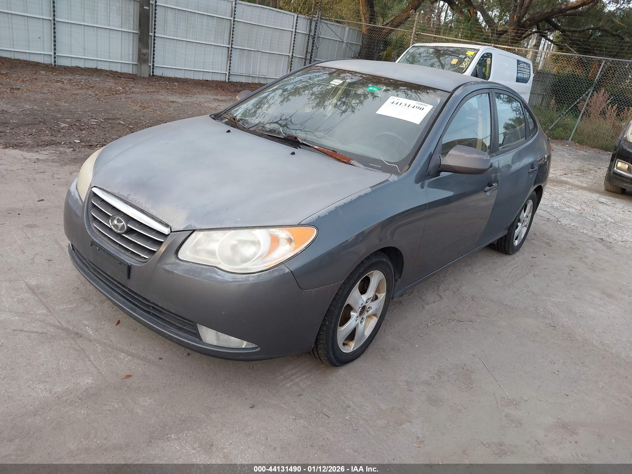 HYUNDAI ELANTRA image 2