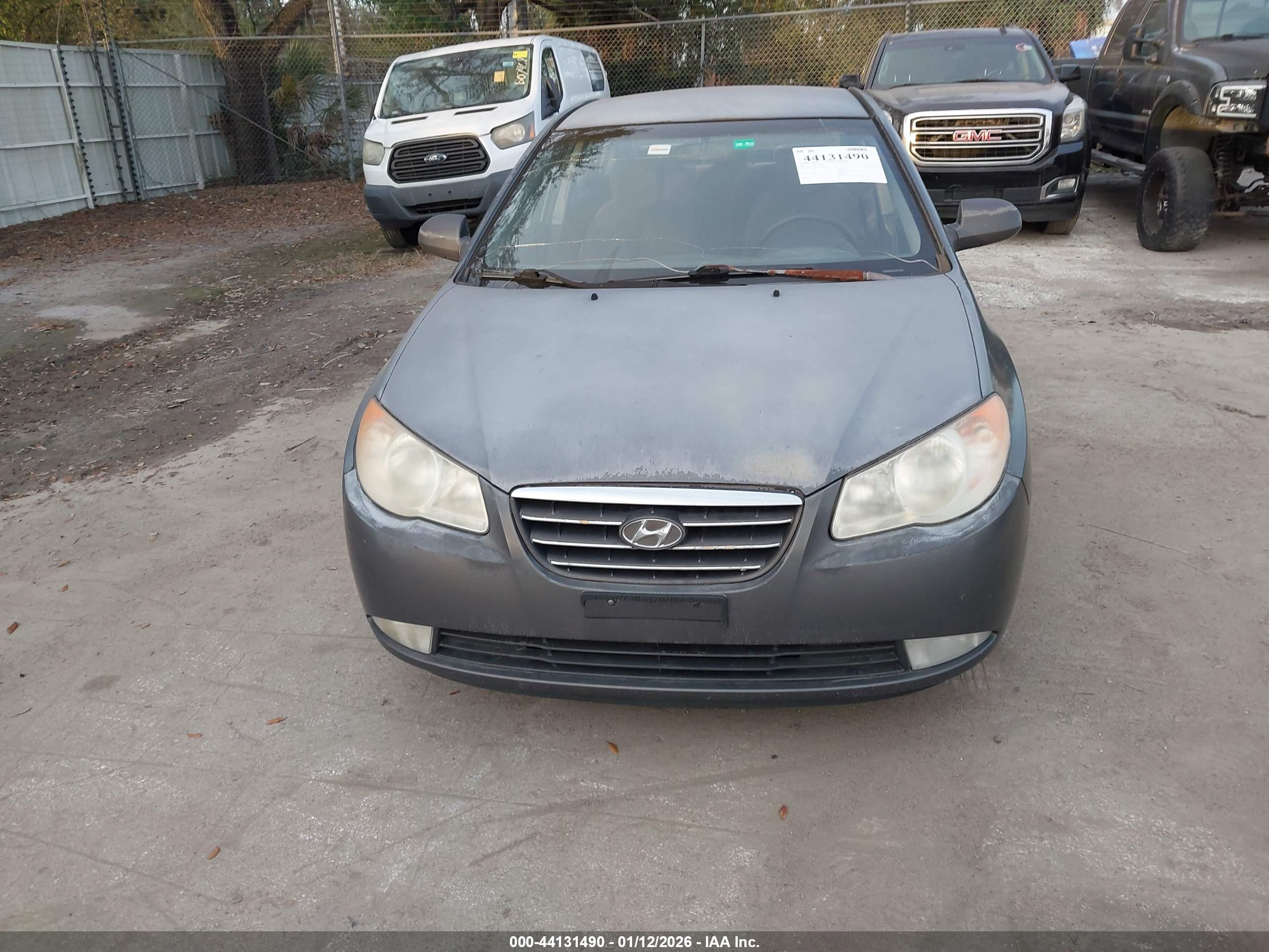 HYUNDAI ELANTRA image 6