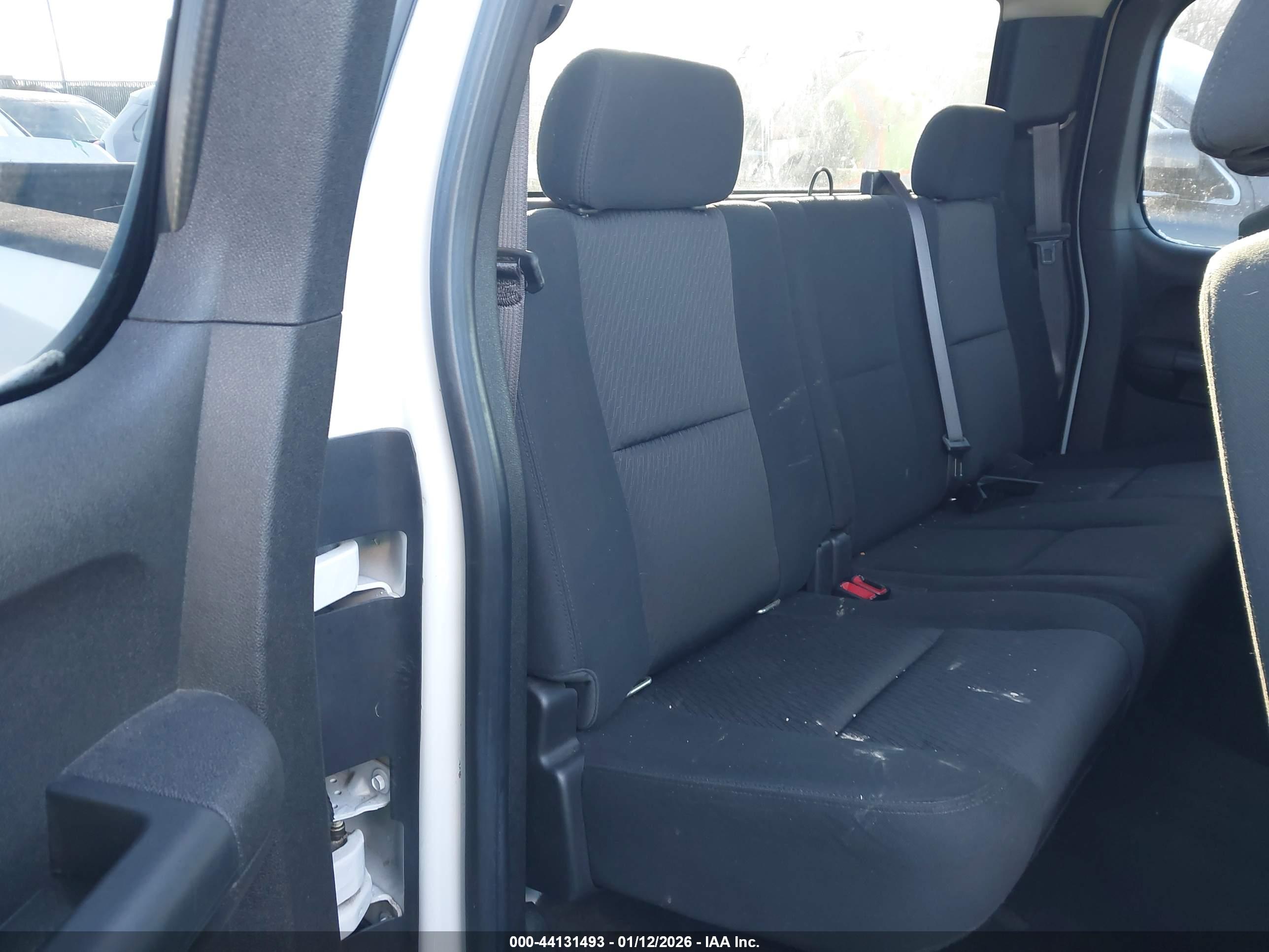 GMC SIERRA image 8
