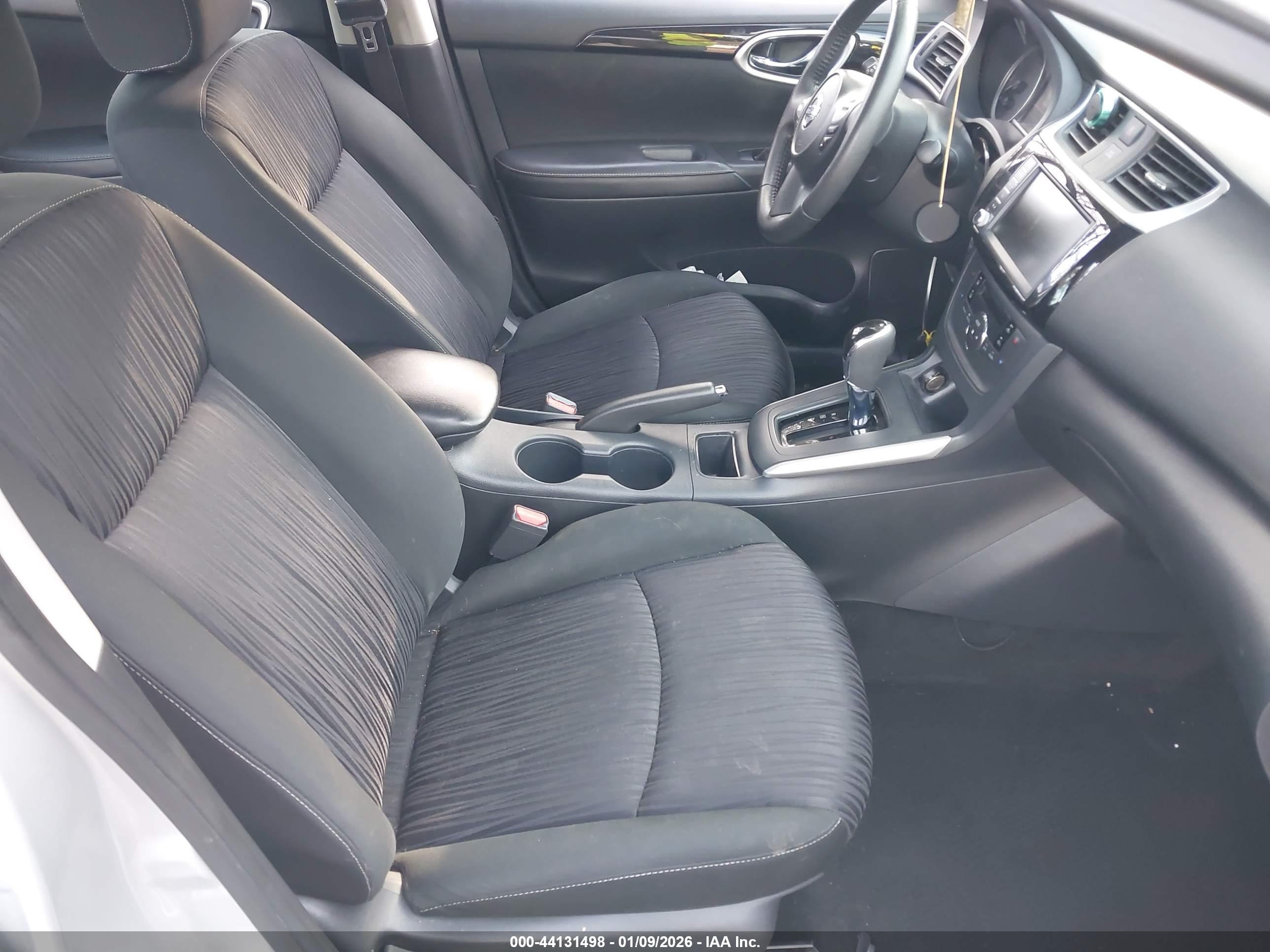NISSAN SENTRA image 5