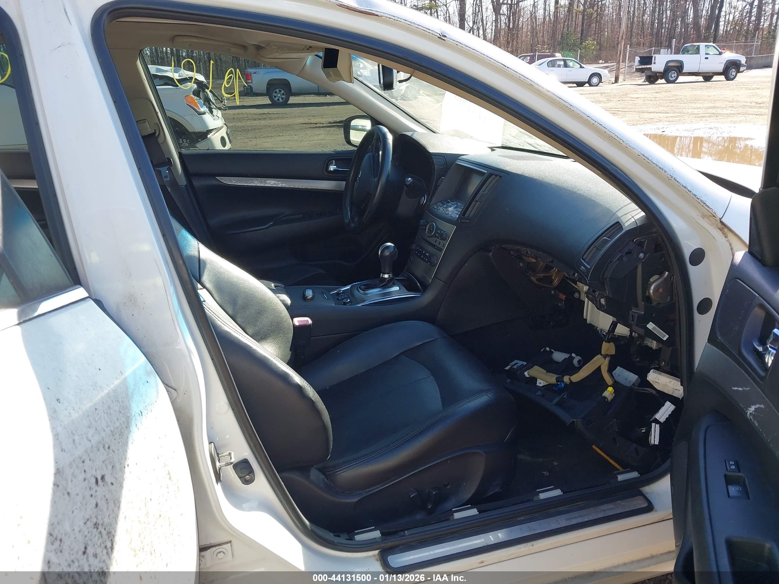 INFINITI G37X image 5