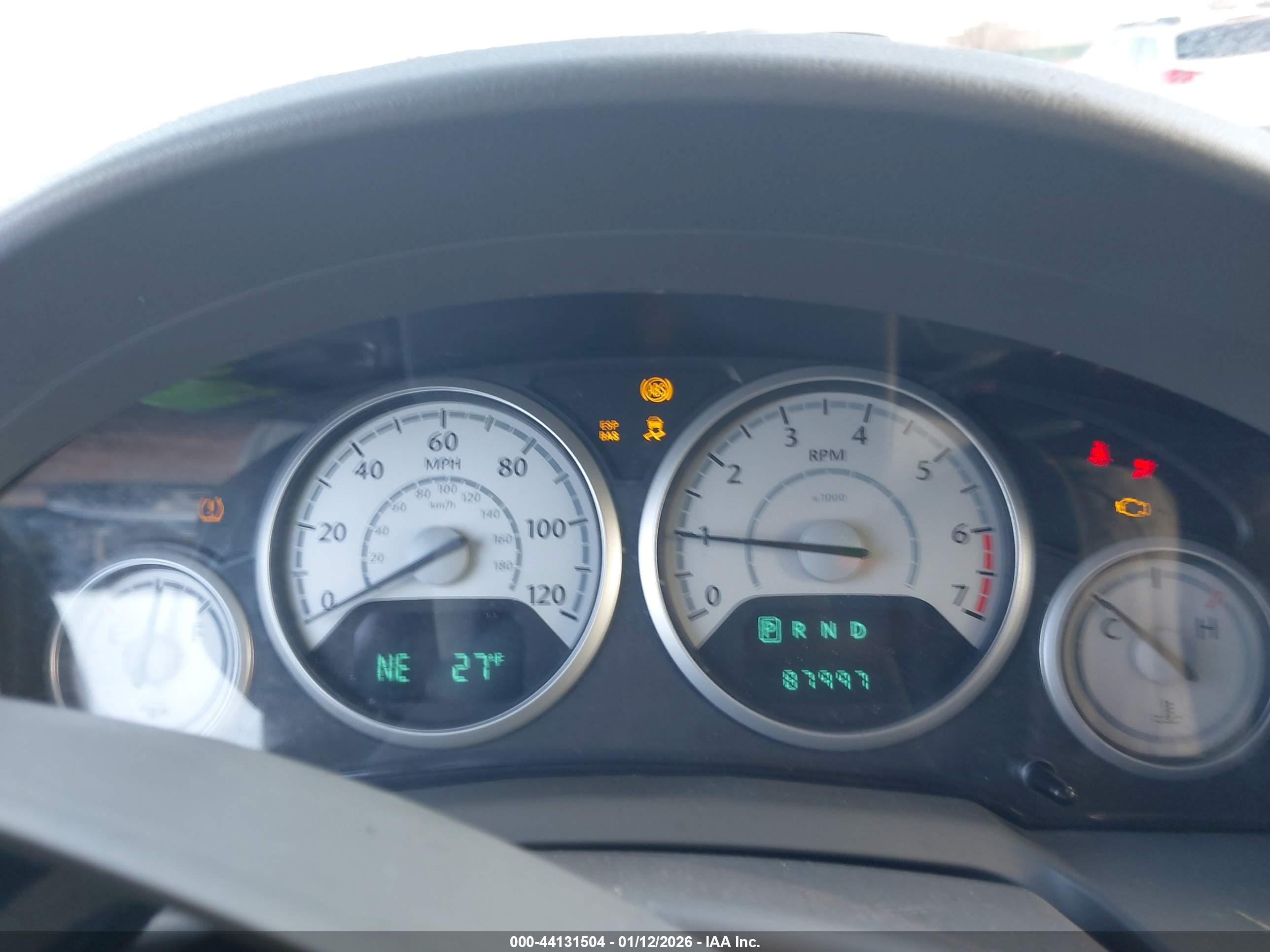 CHRYSLER TOWN image 7