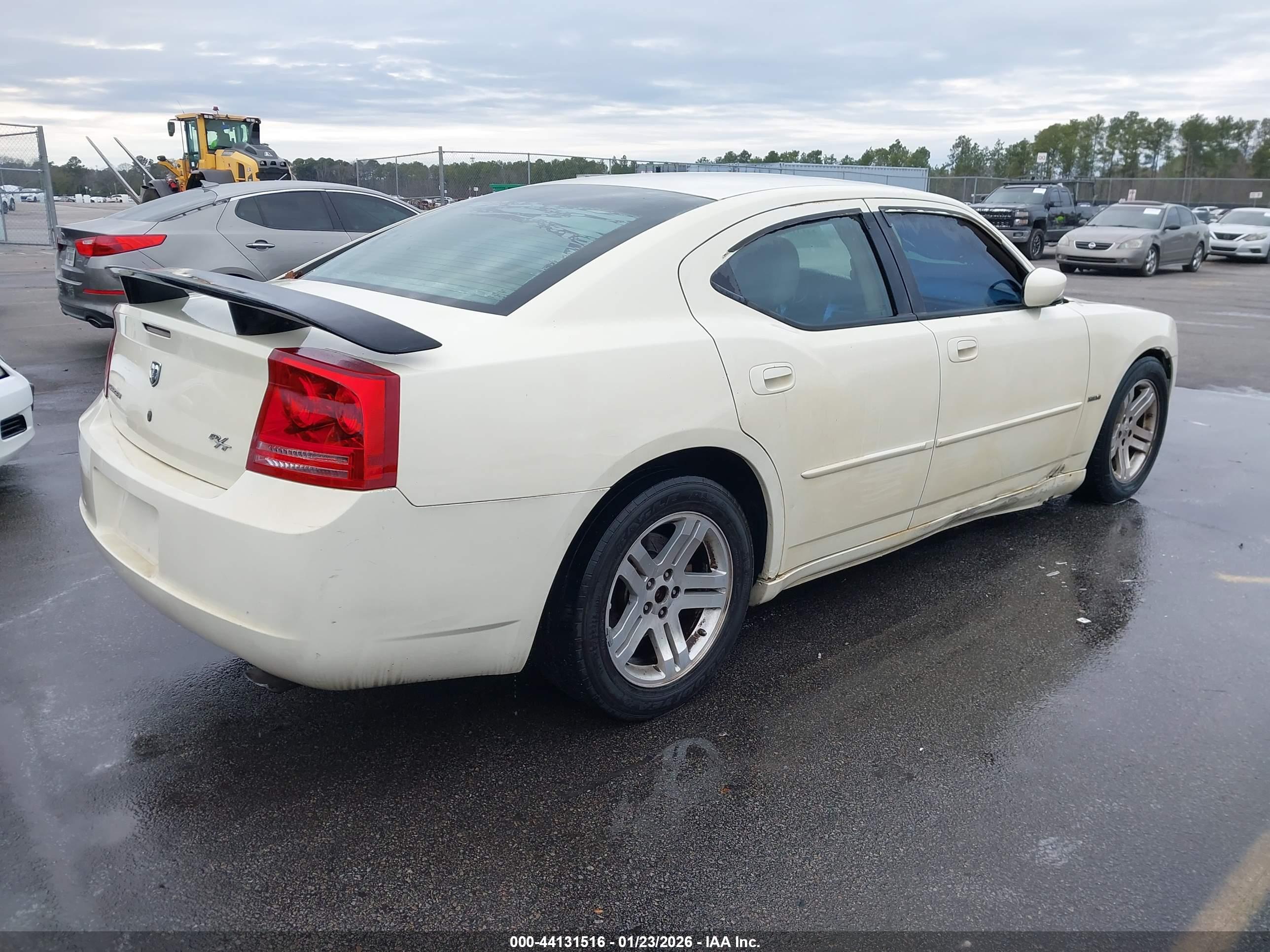 DODGE CHARGER image 4