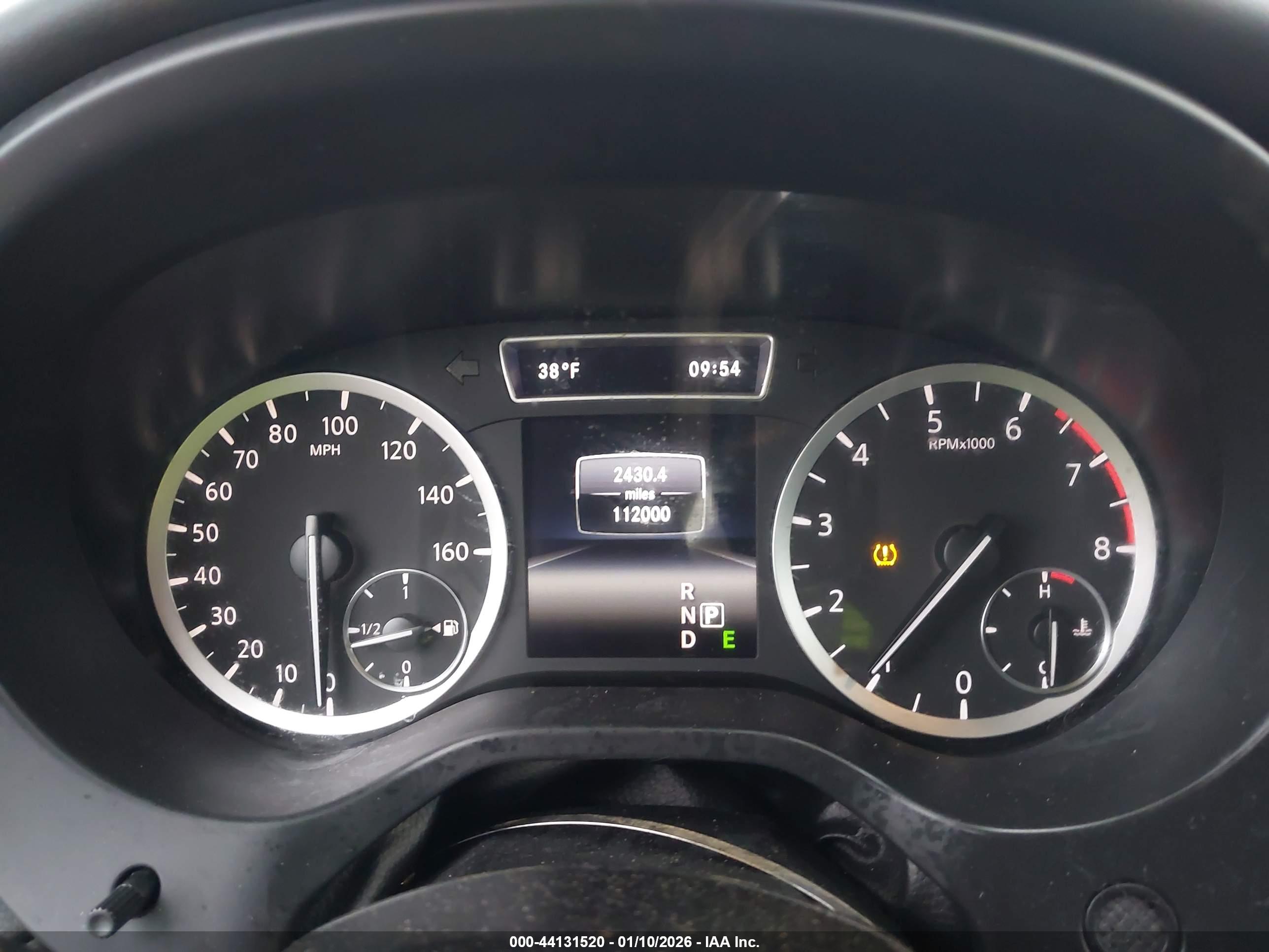 INFINITI QX30 image 7