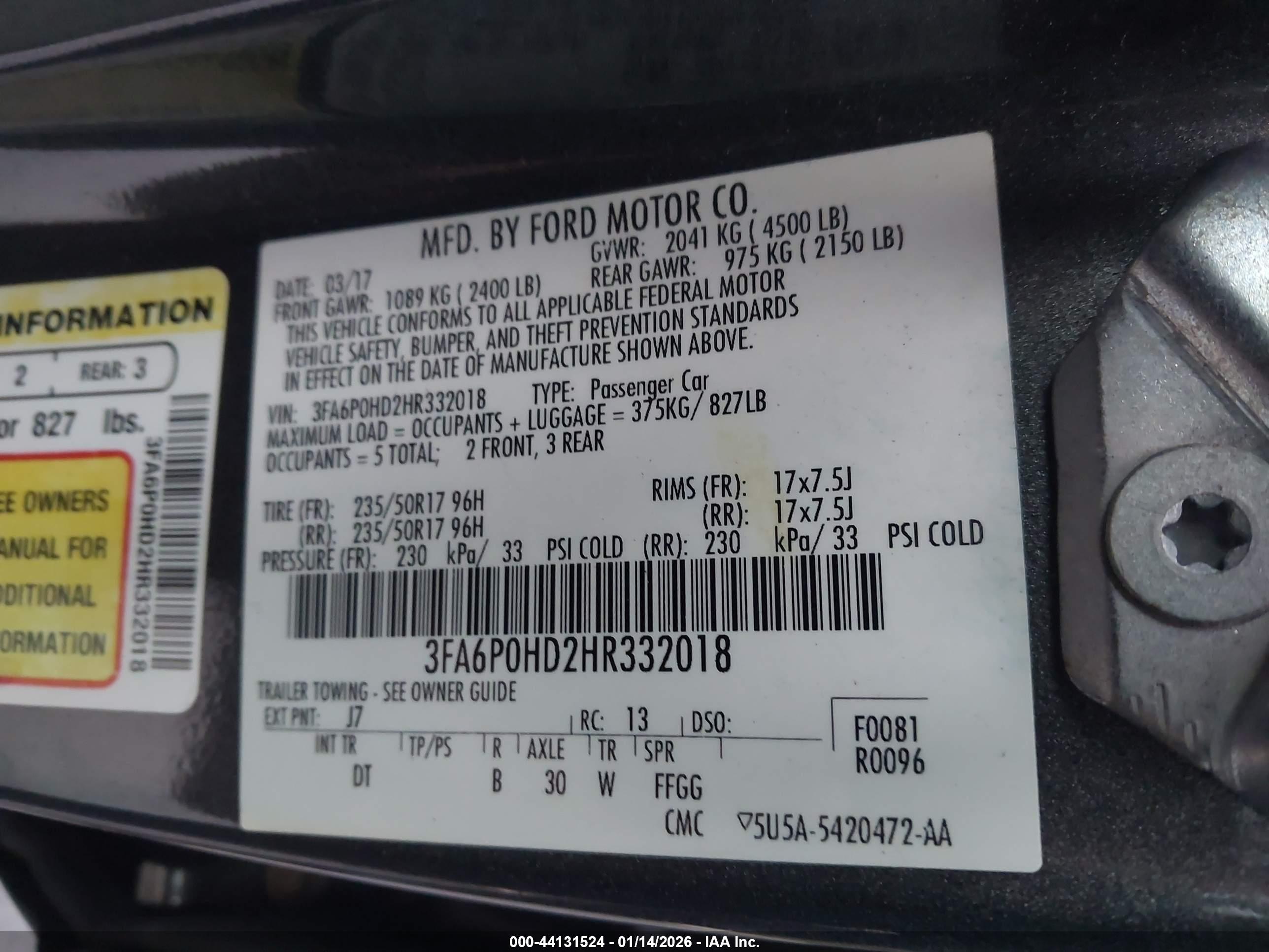 FORD FUSION image 9