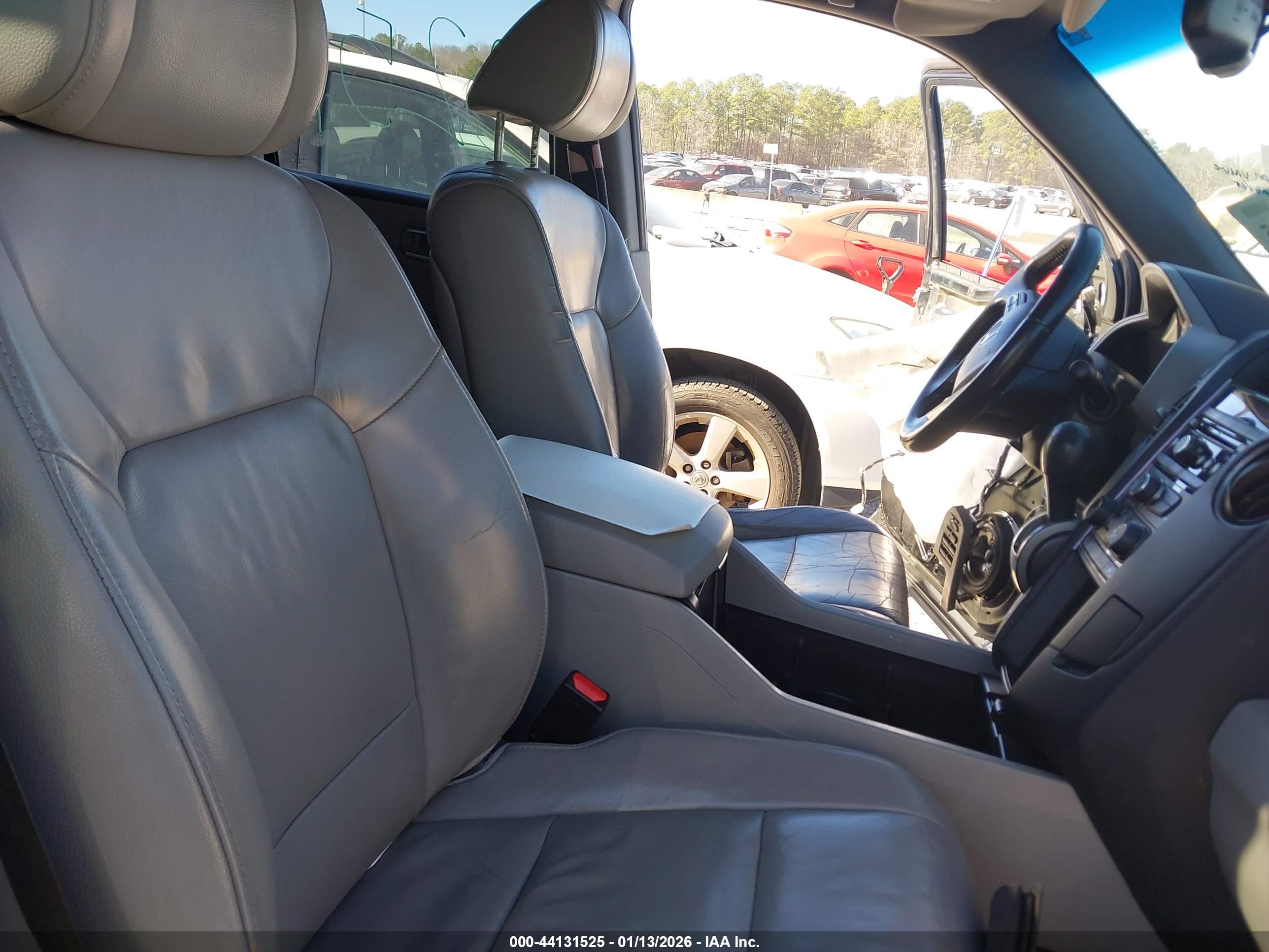 HONDA PILOT image 5