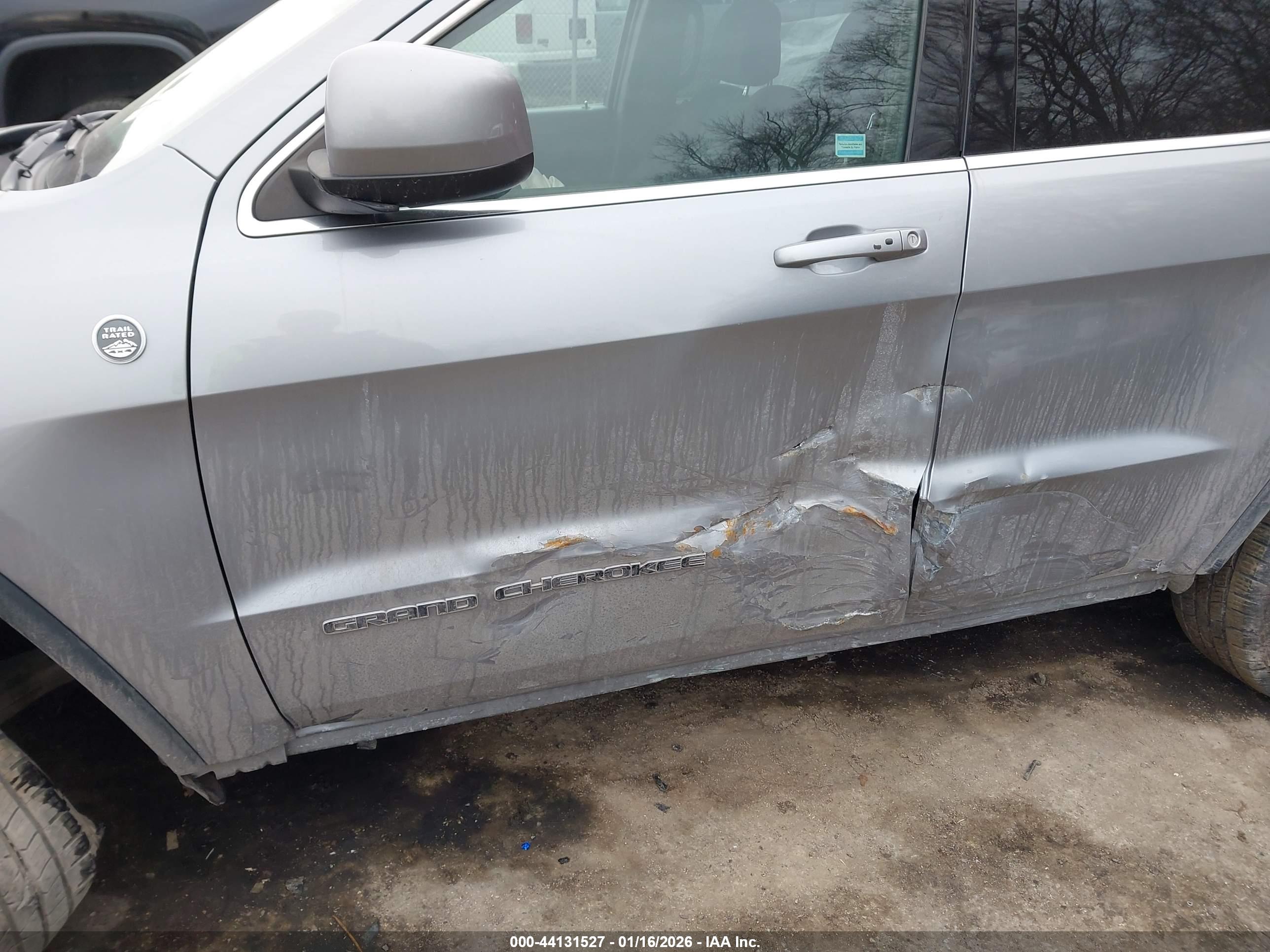 JEEP GRAND image 6