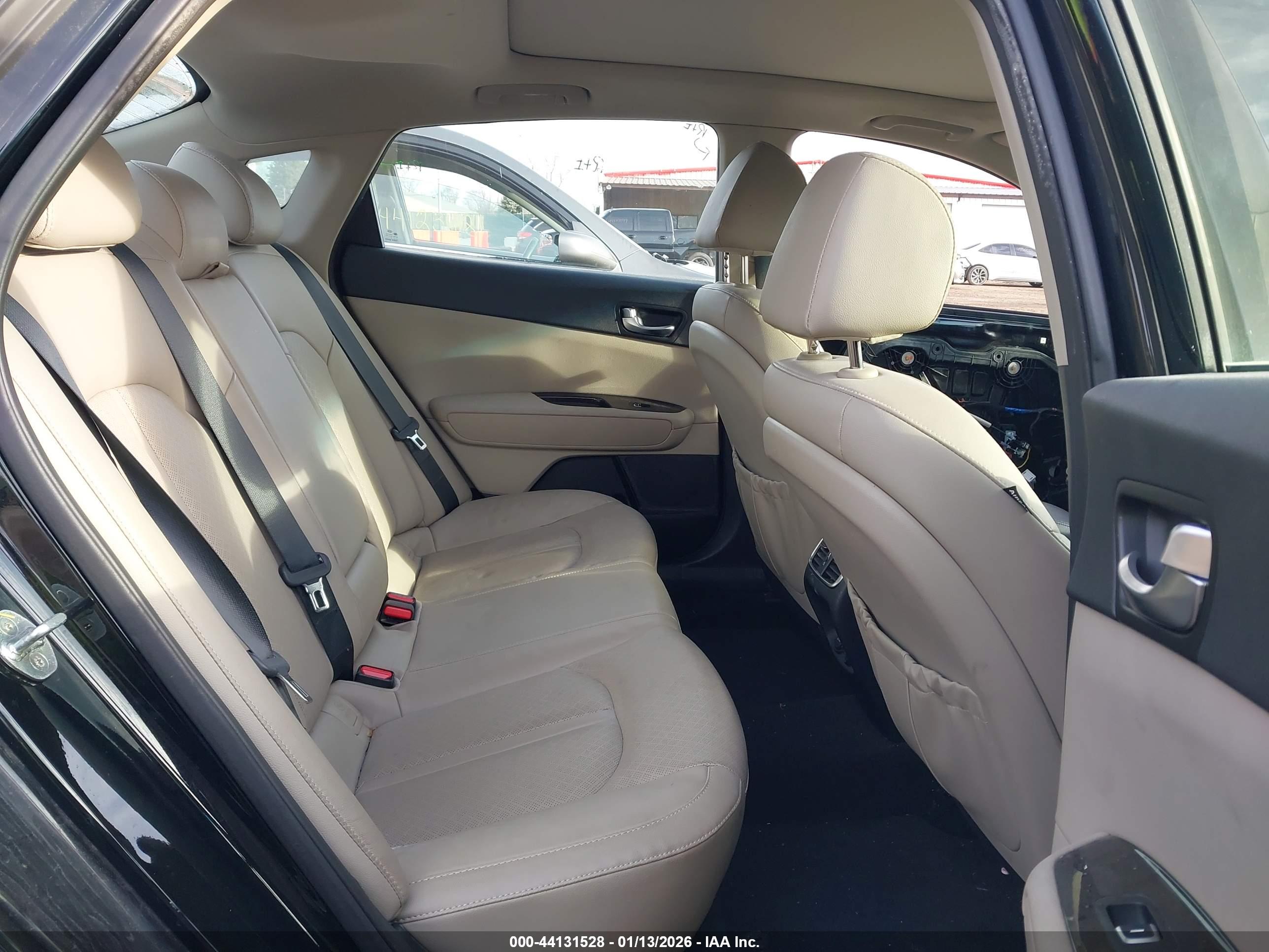 KIA OPTIMA image 8