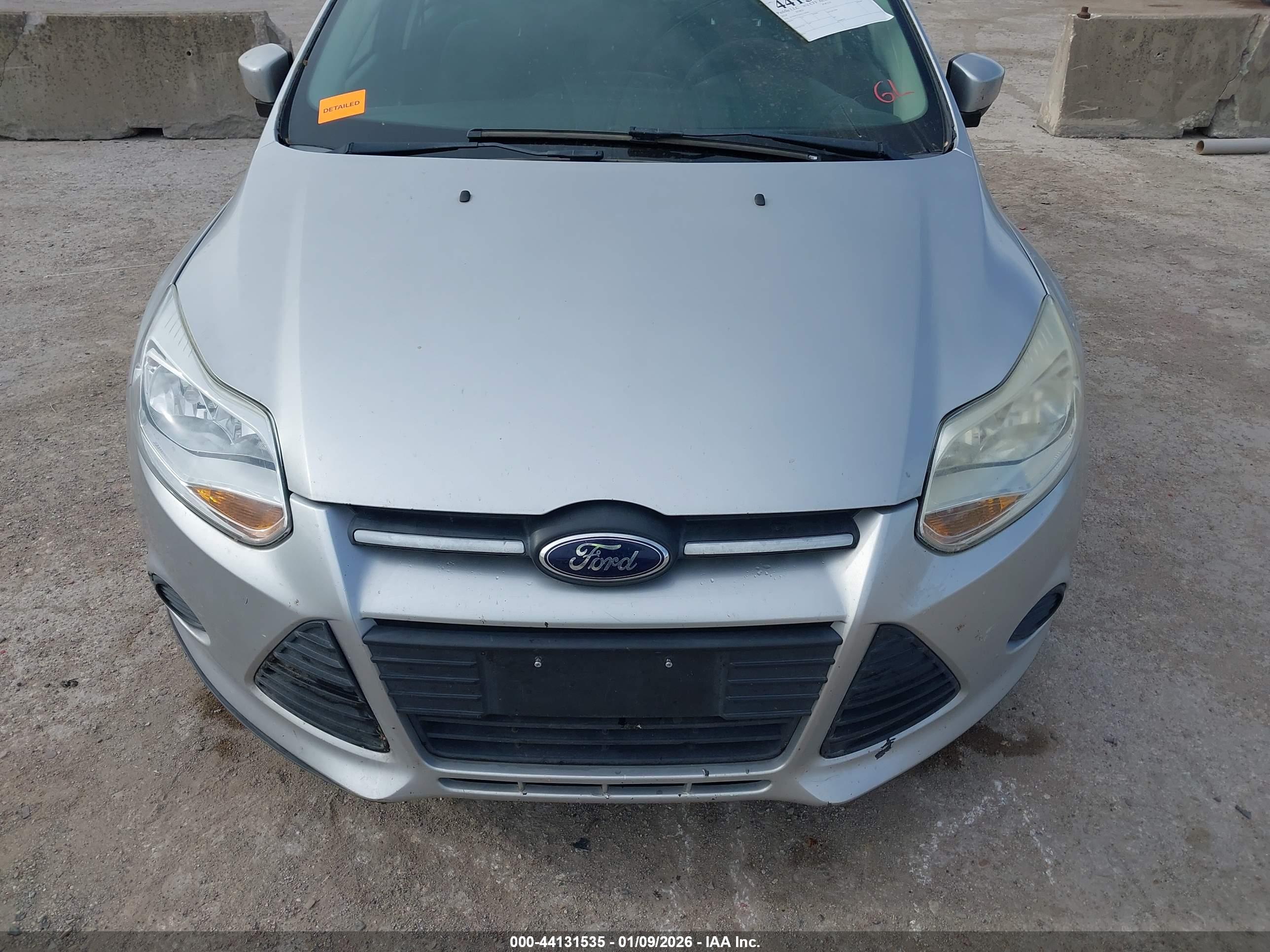 FORD FOCUS image 6