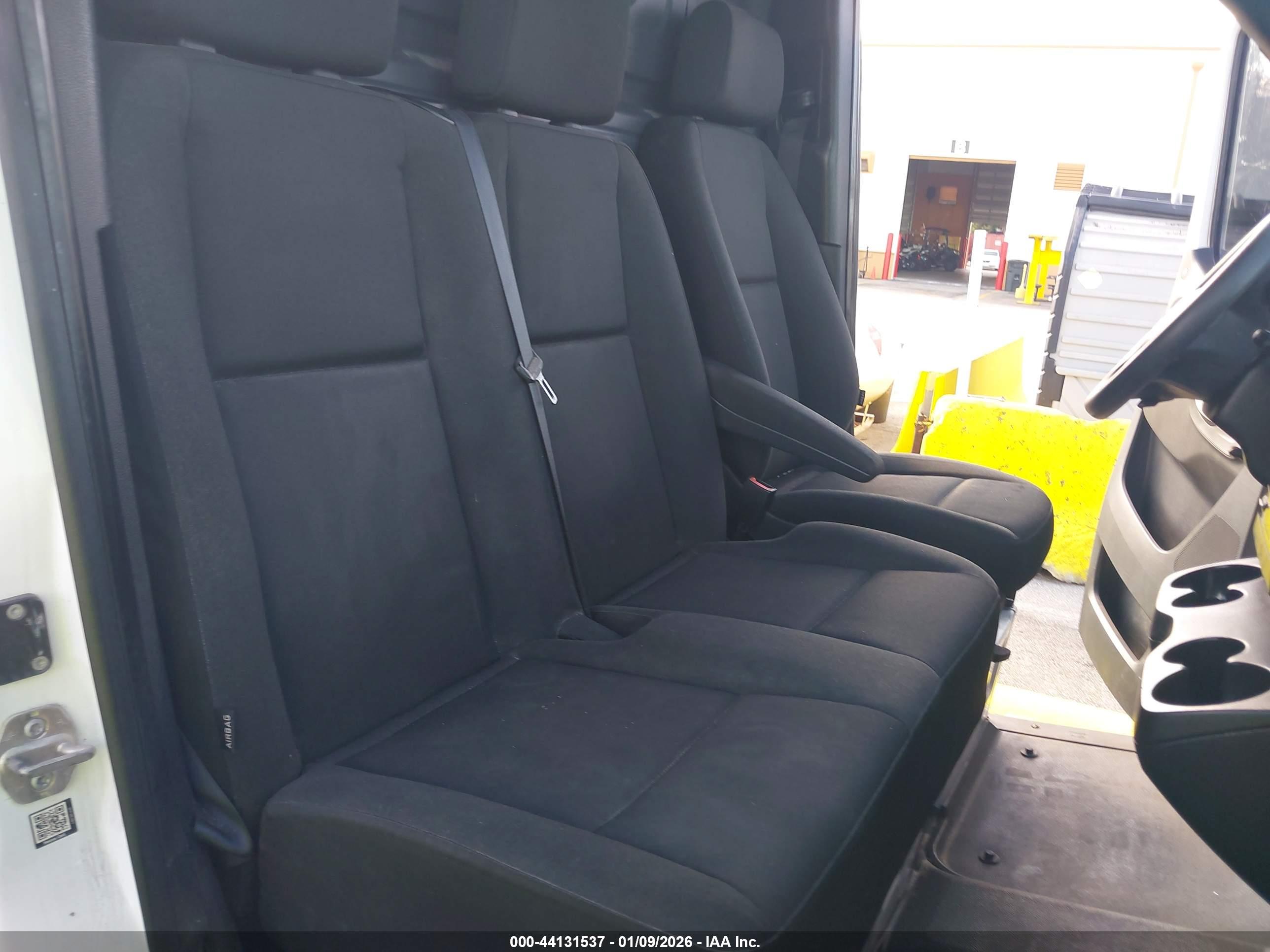 MERCEDES-BENZ SPRINTER image 8