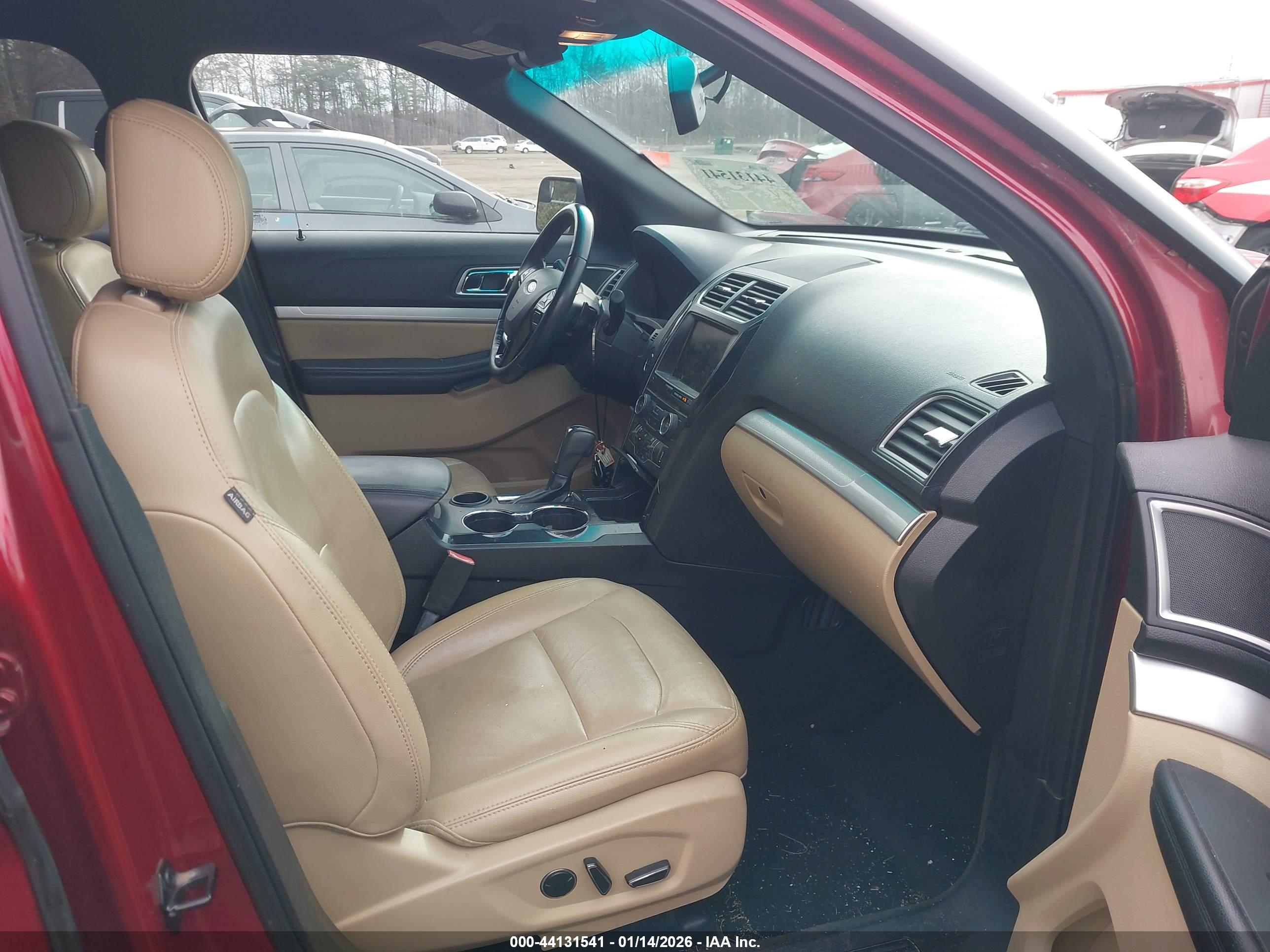 FORD EXPLORER image 5