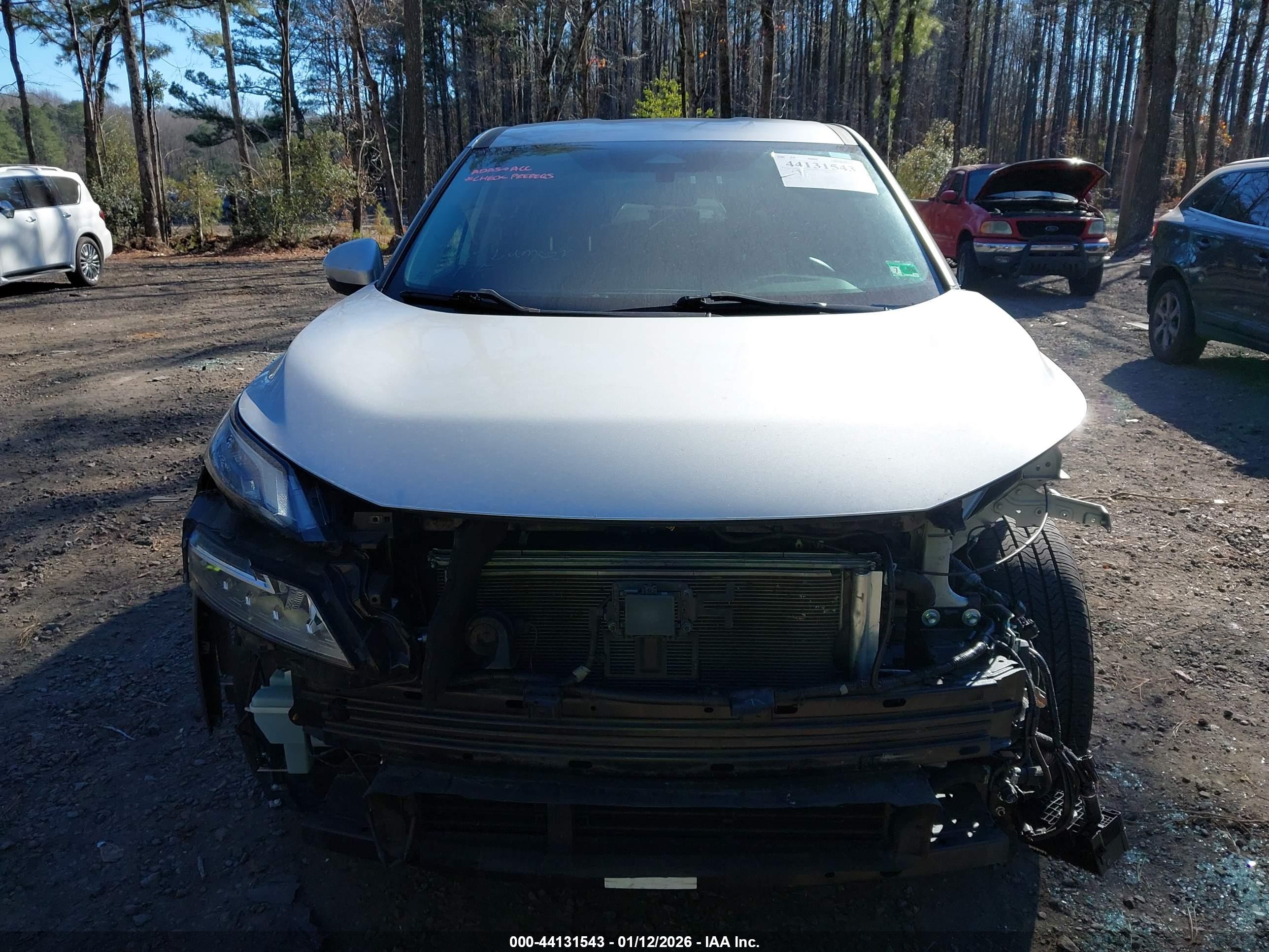 NISSAN ROGUE image 6