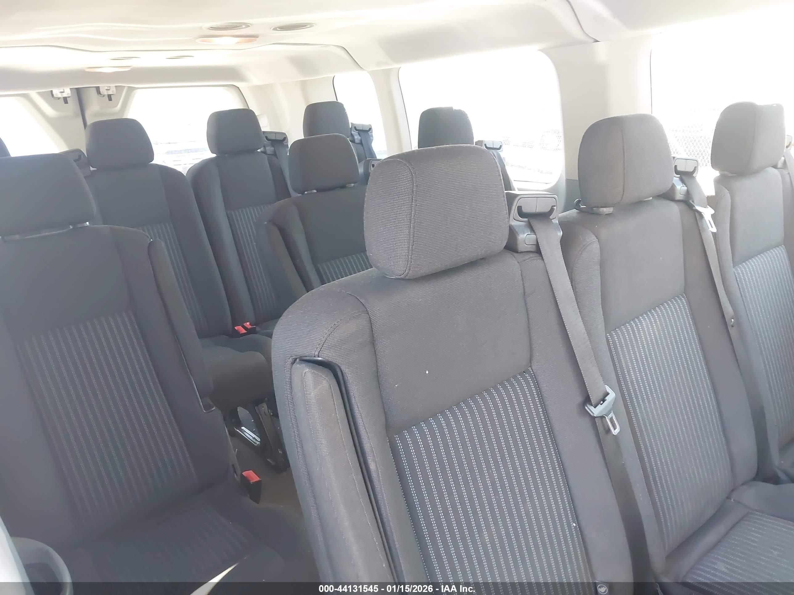 FORD TRANSIT-350 image 8