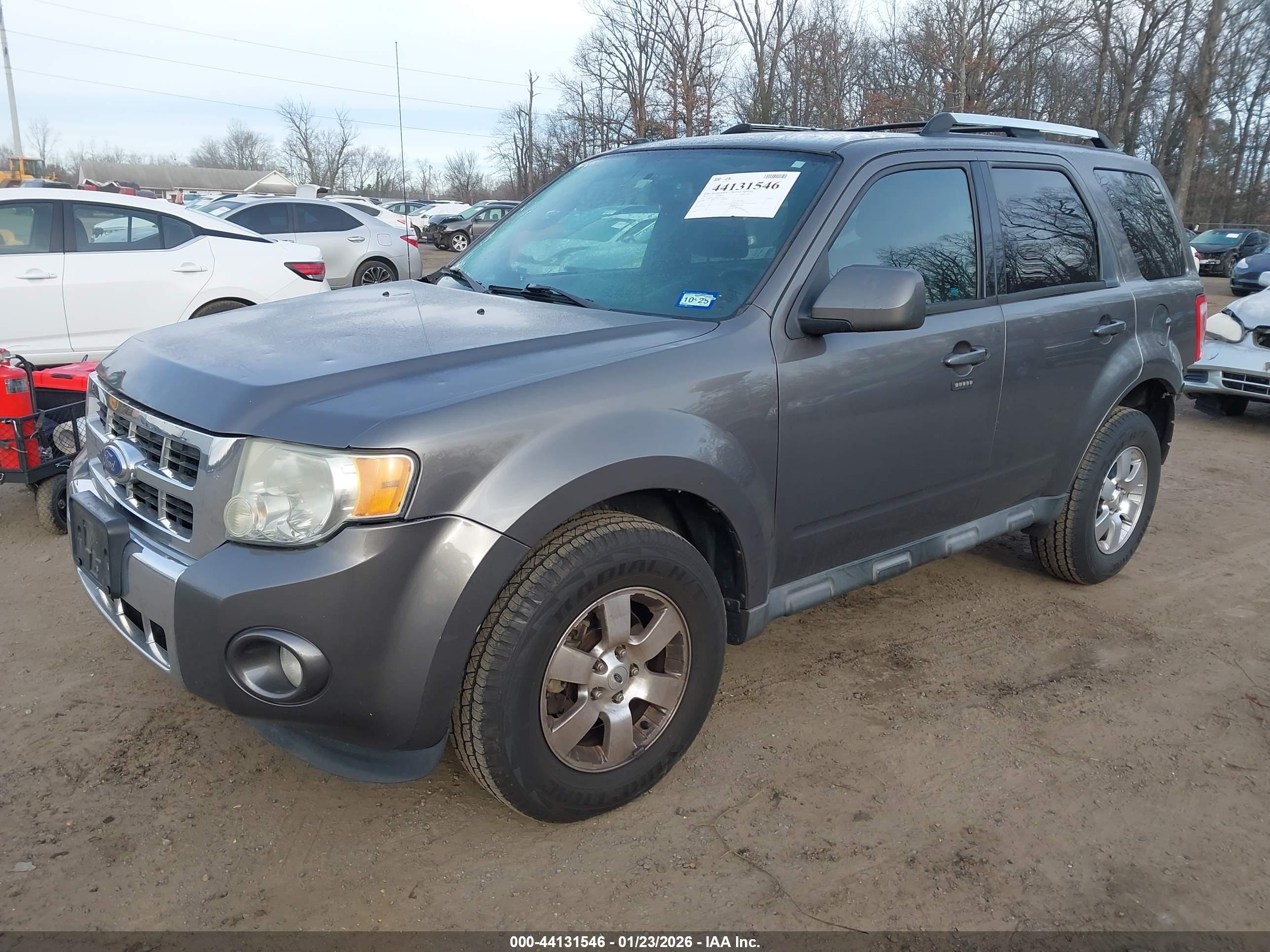 FORD ESCAPE image 2