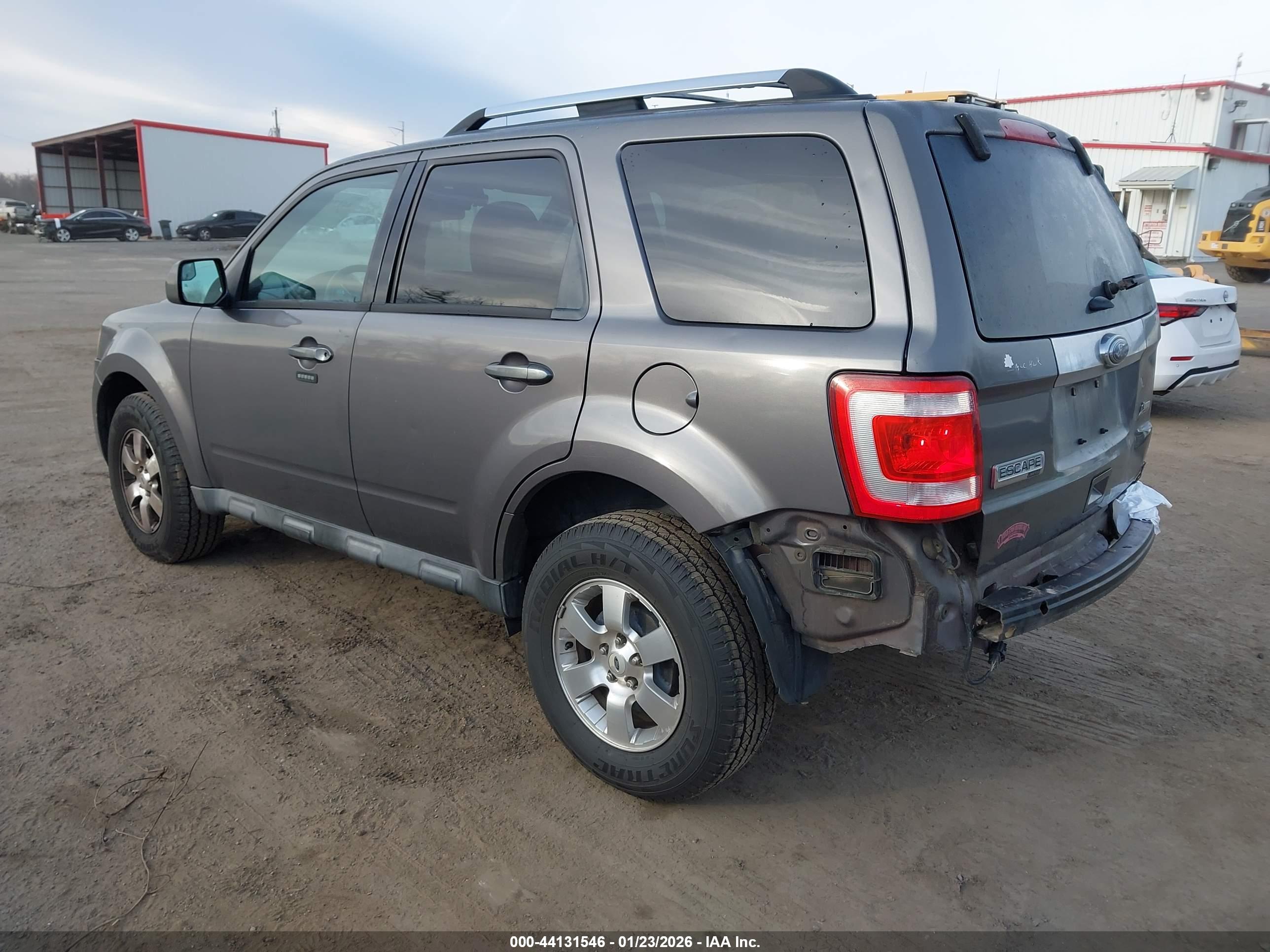FORD ESCAPE image 3