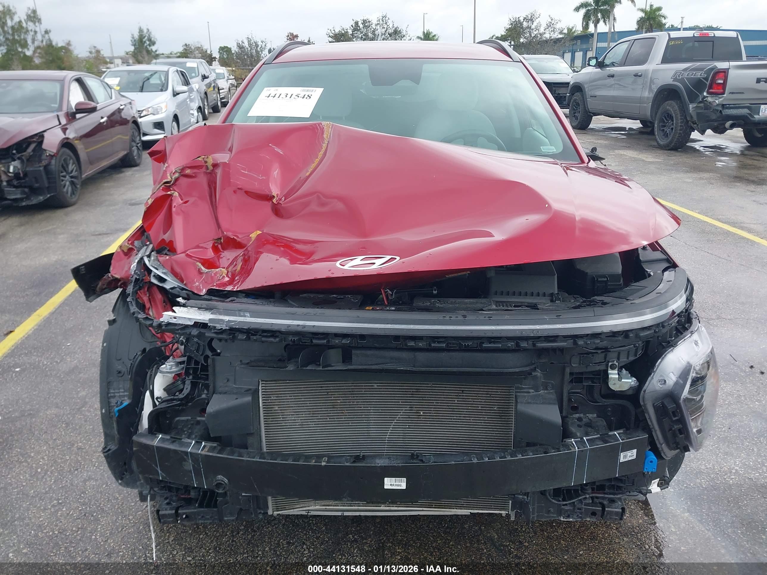 HYUNDAI KONA image 6