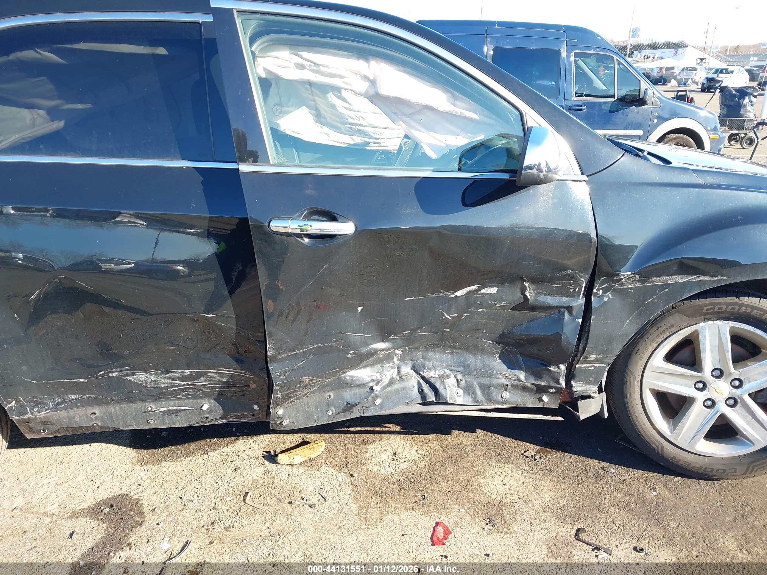 CHEVROLET EQUINOX image 6