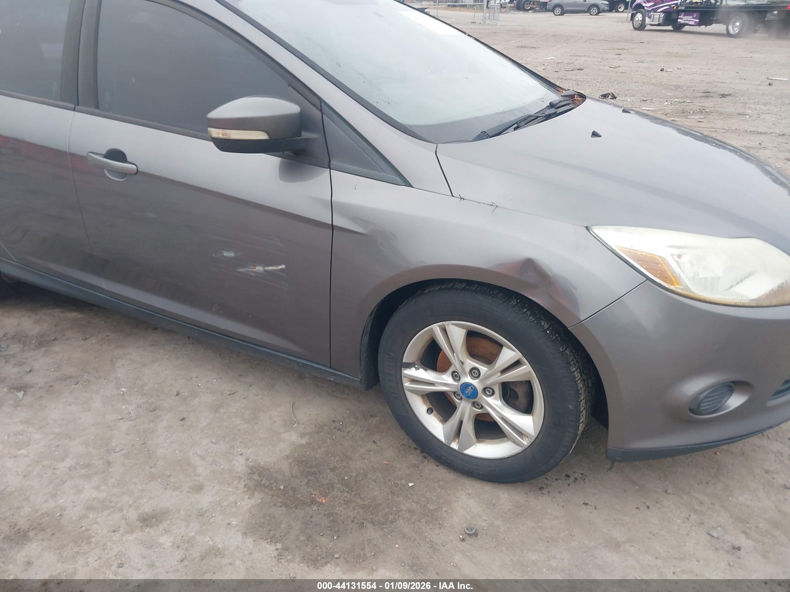 FORD FOCUS image 6