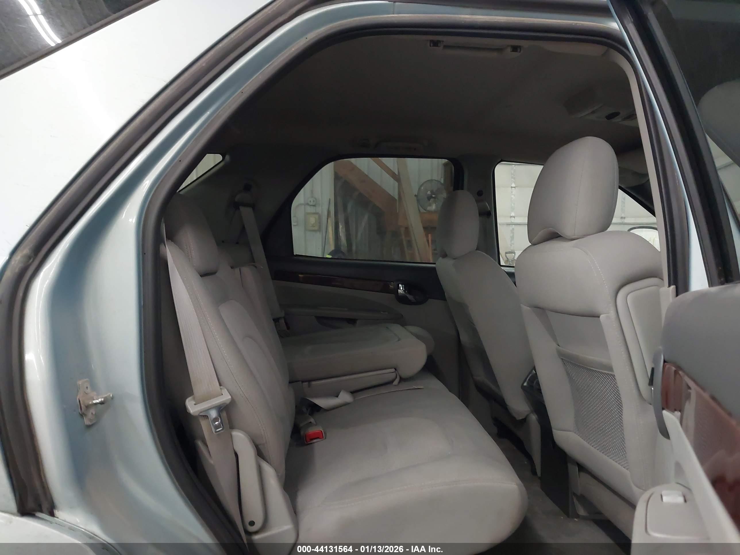 BUICK RENDEZVOUS image 8