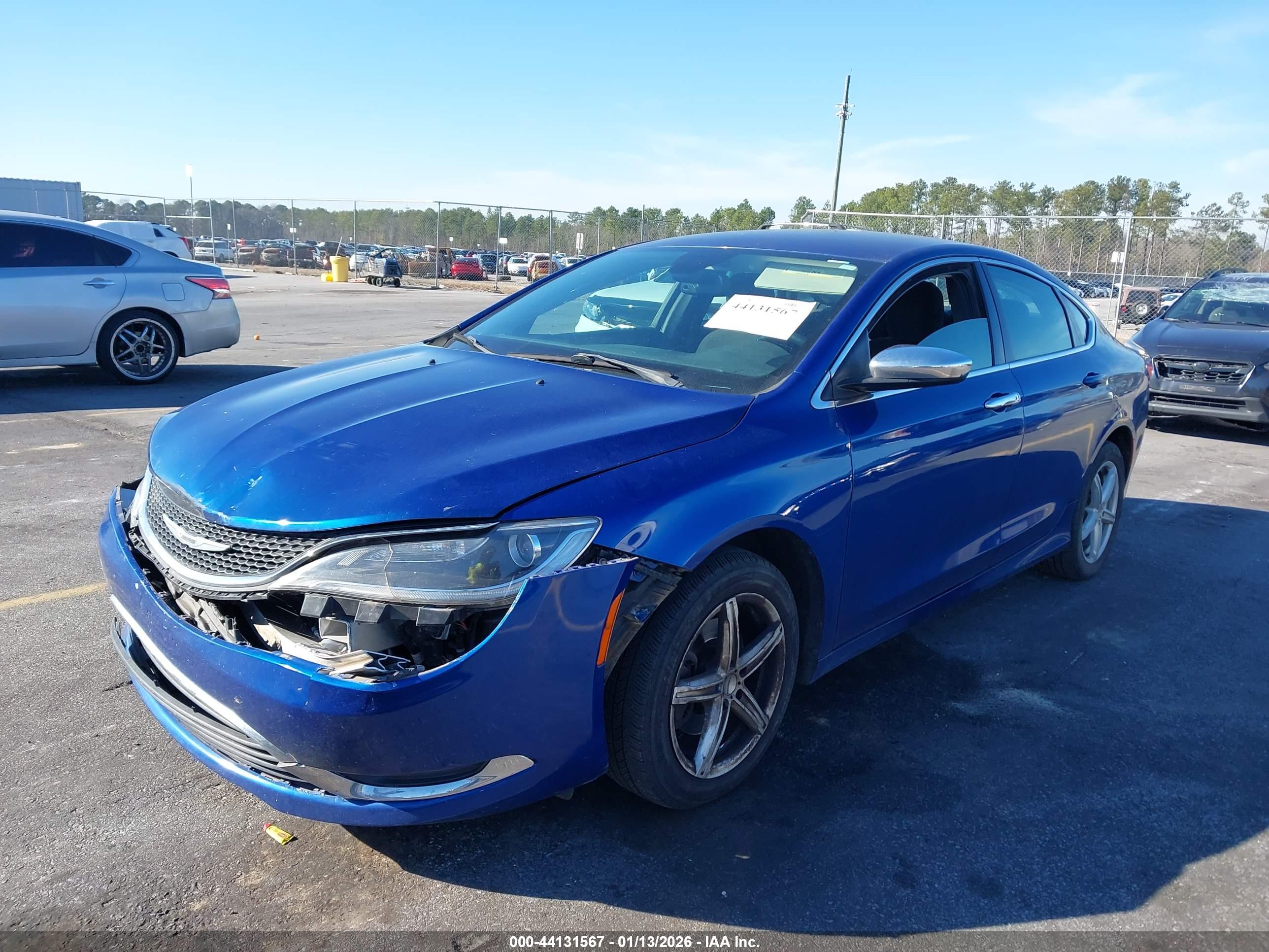 CHRYSLER 200 image 2