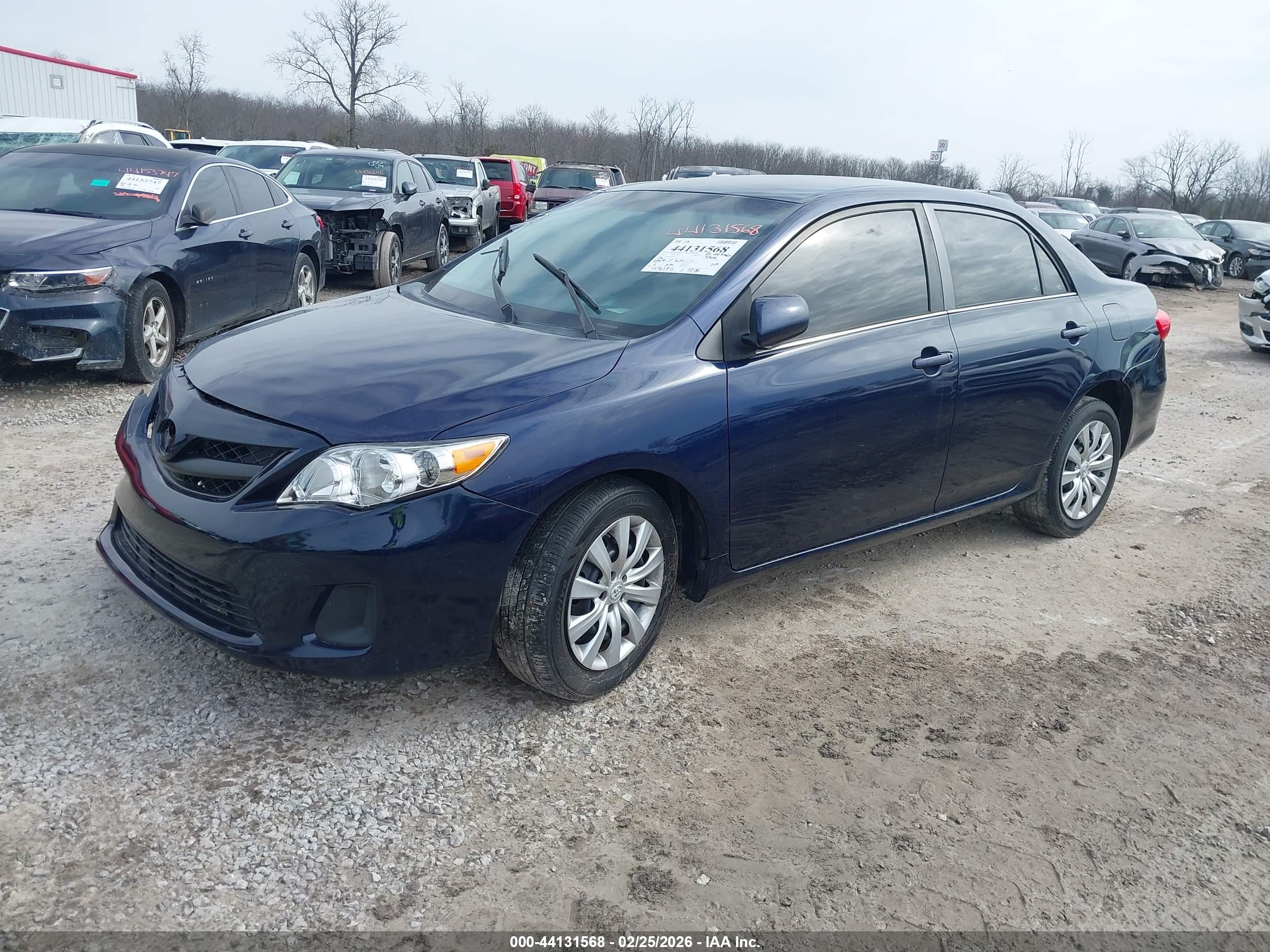 TOYOTA COROLLA image 2