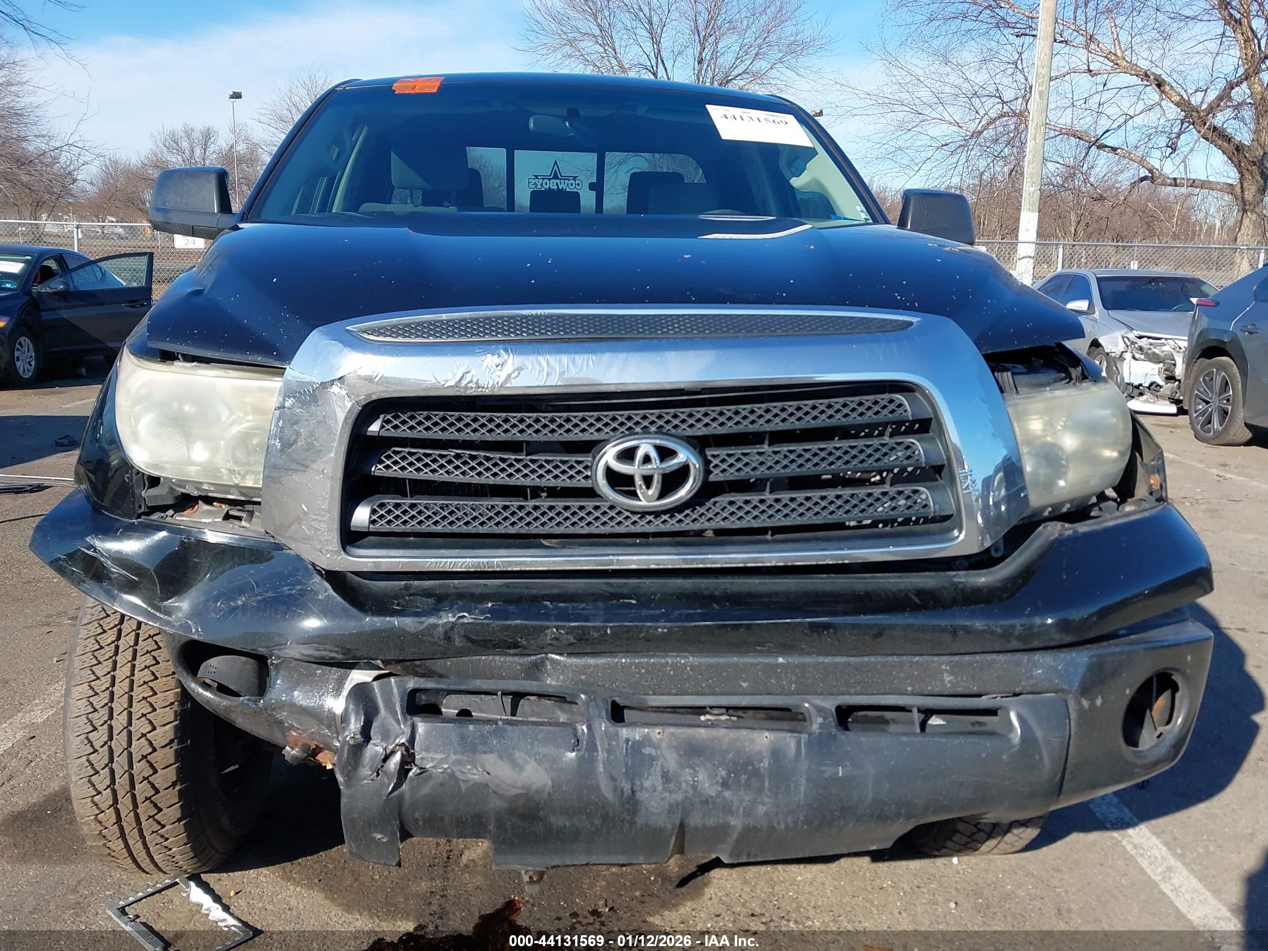 TOYOTA TUNDRA image 6