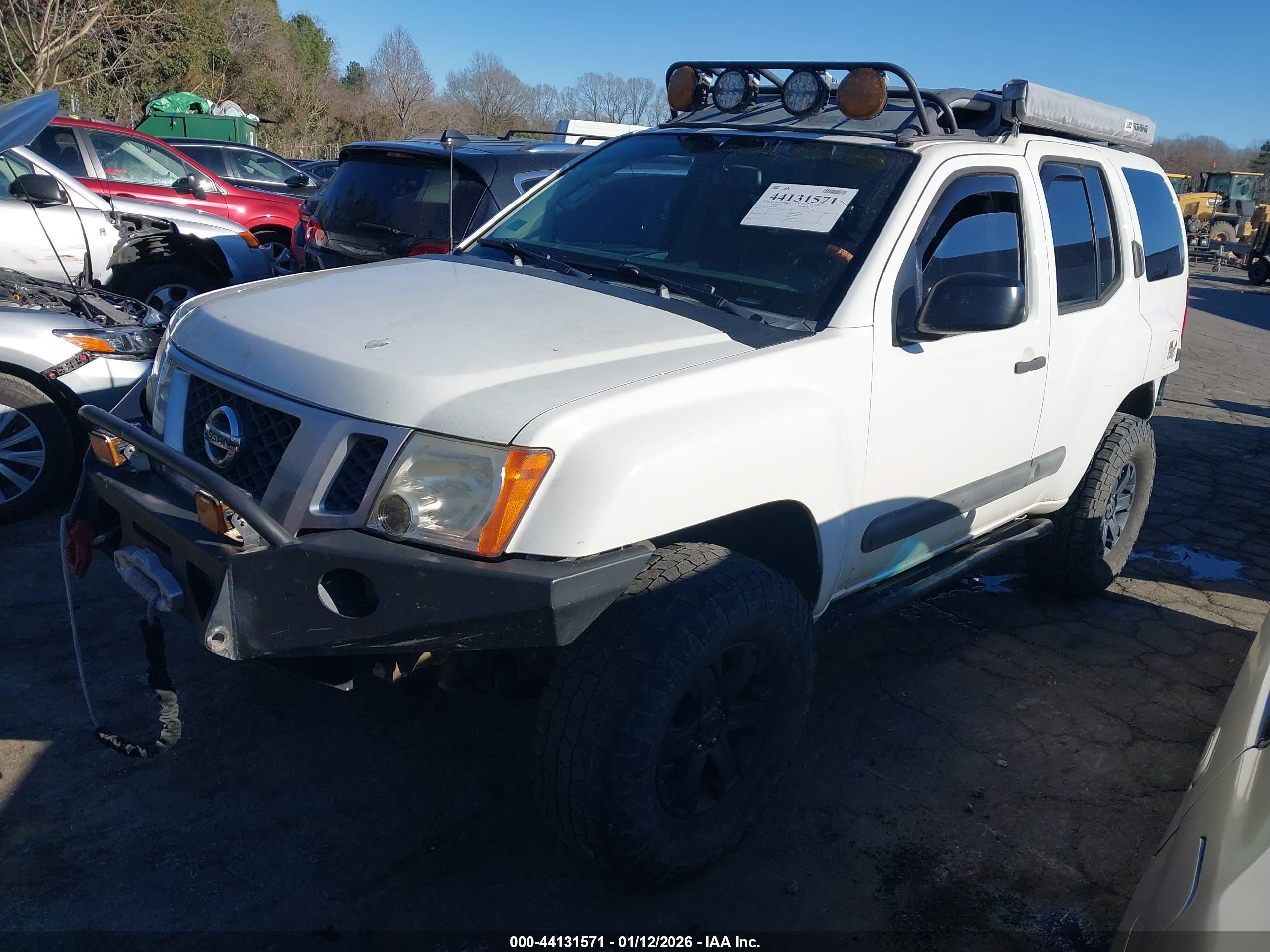 NISSAN XTERRA image 2