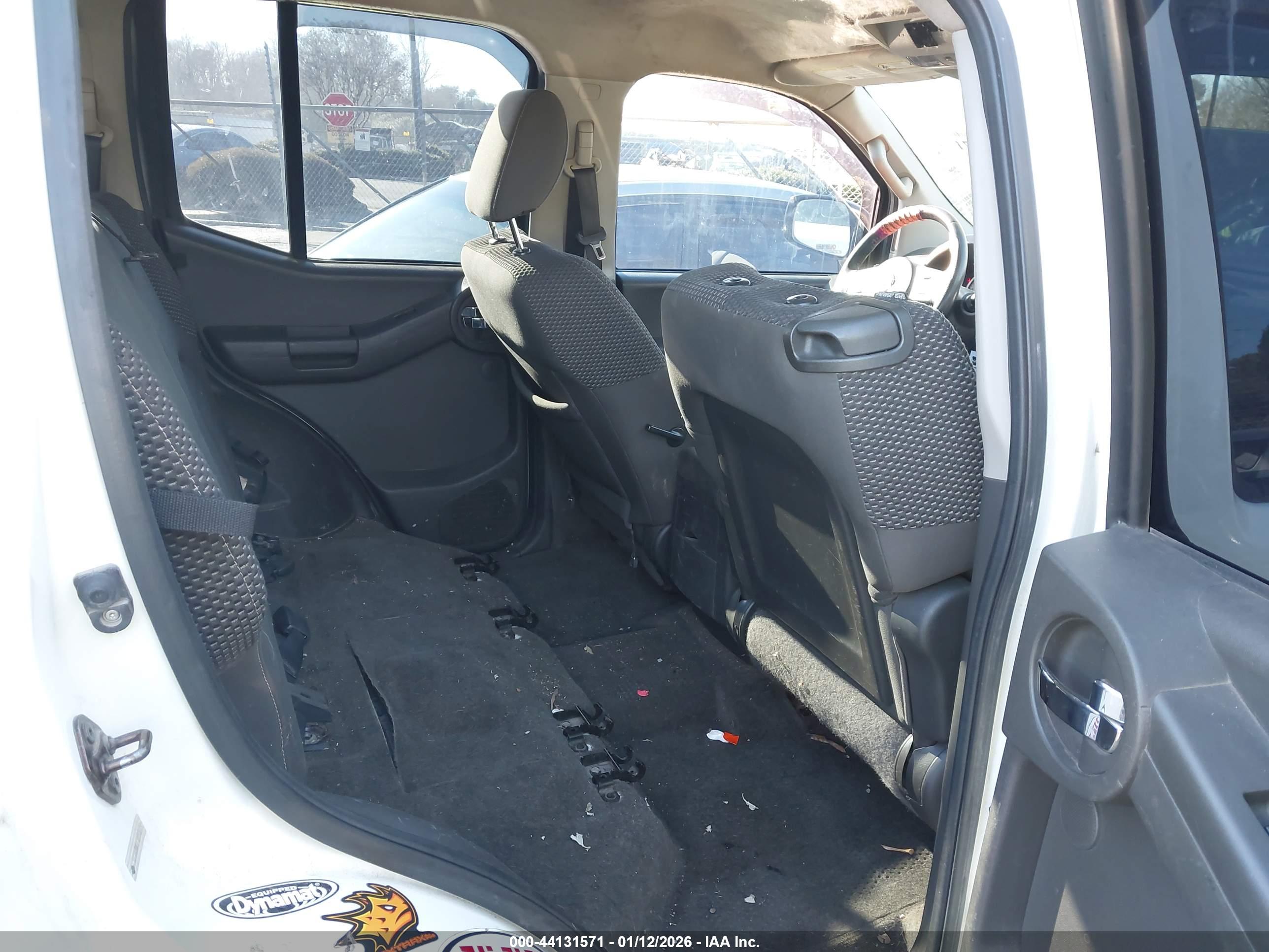NISSAN XTERRA image 8