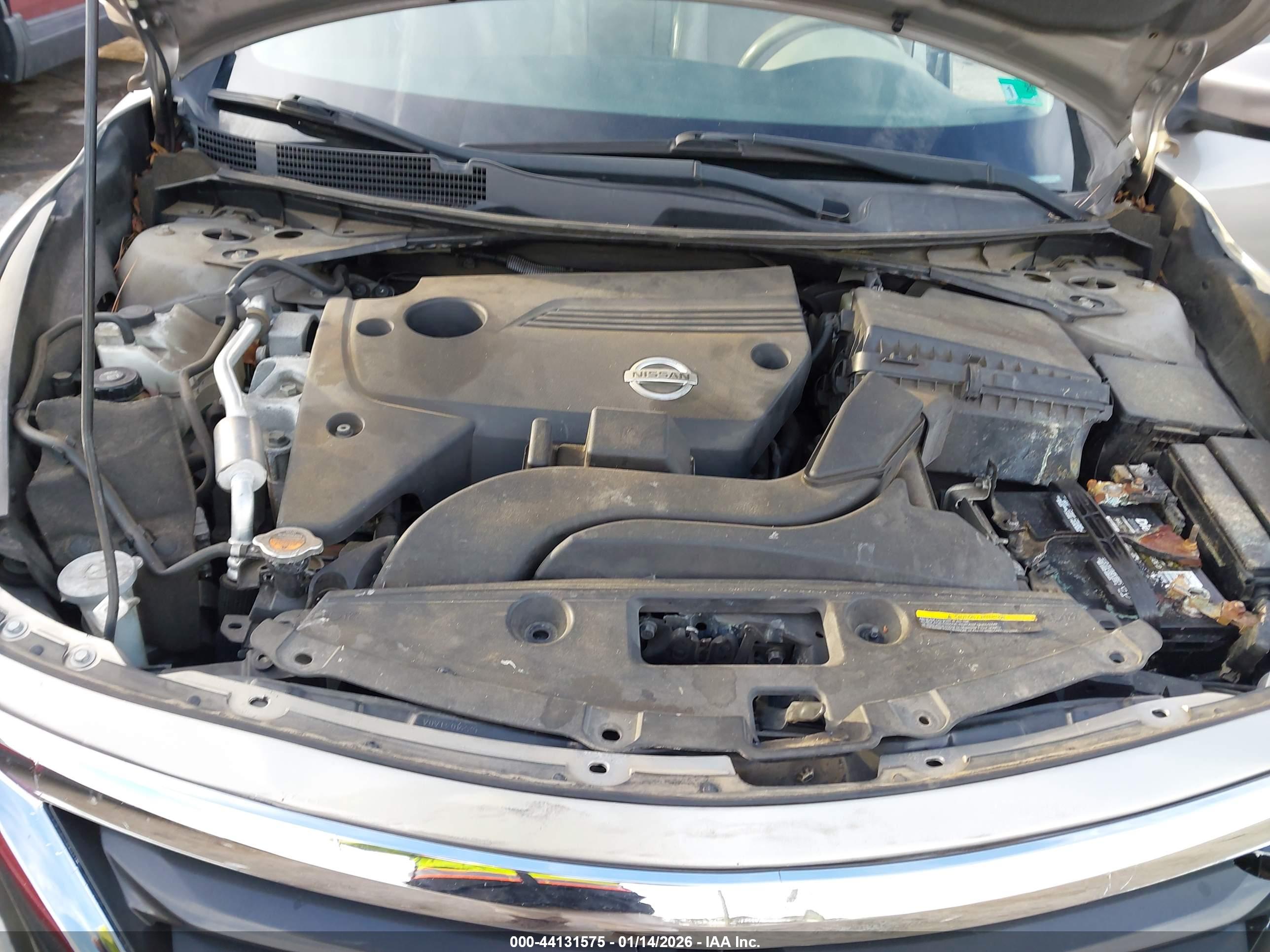 NISSAN ALTIMA image 10